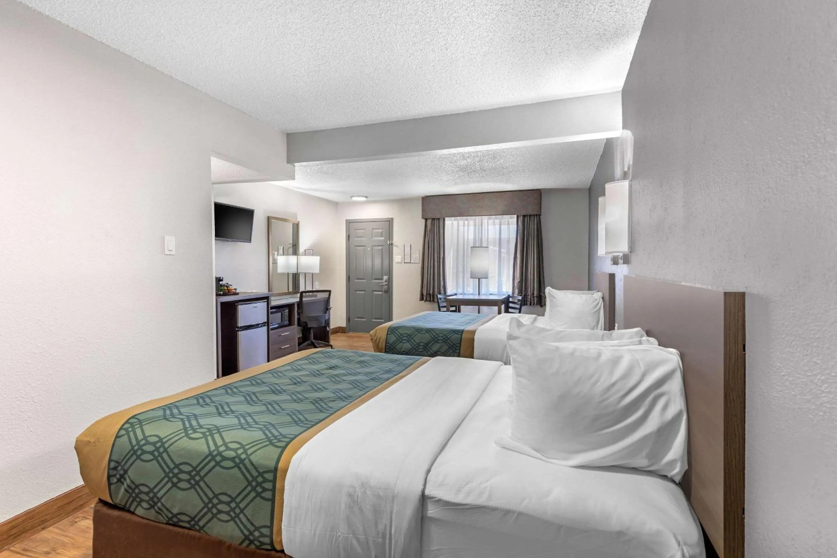 Photo of the whole room in Econo Lodge Inn & Suites Socorro