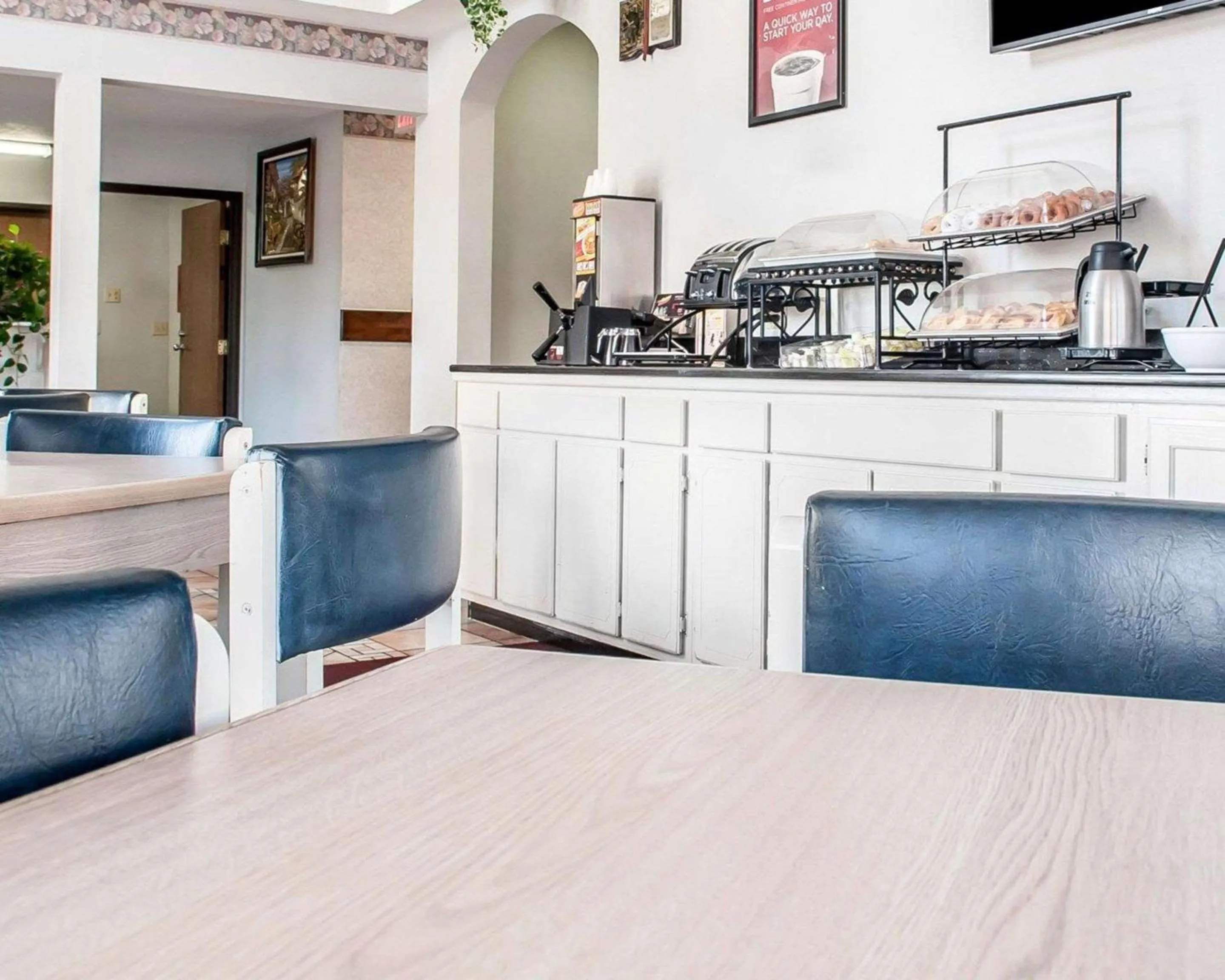 Restaurant/places to eat in Econo Lodge Las Cruces University Area