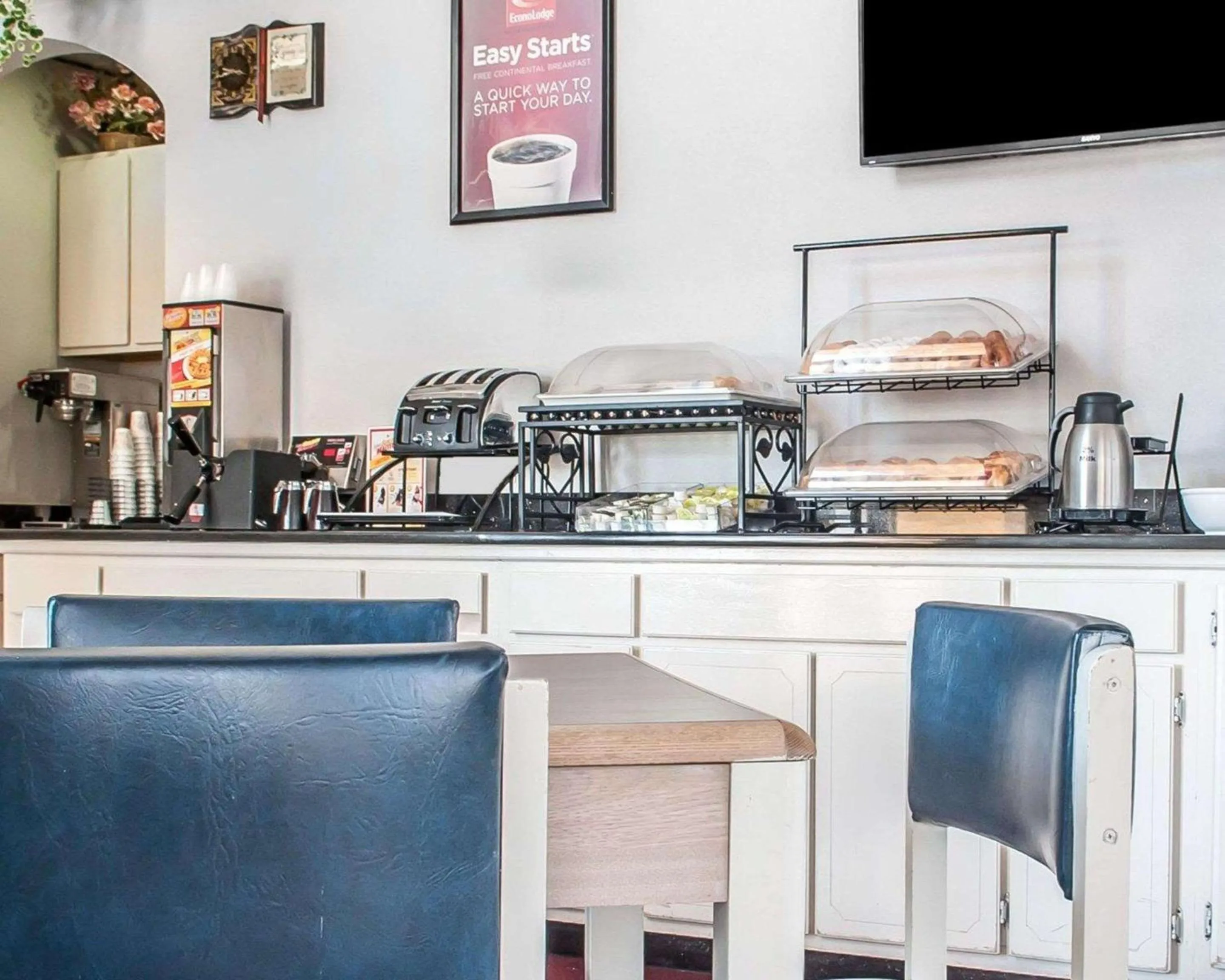 Restaurant/places to eat in Econo Lodge Las Cruces University Area