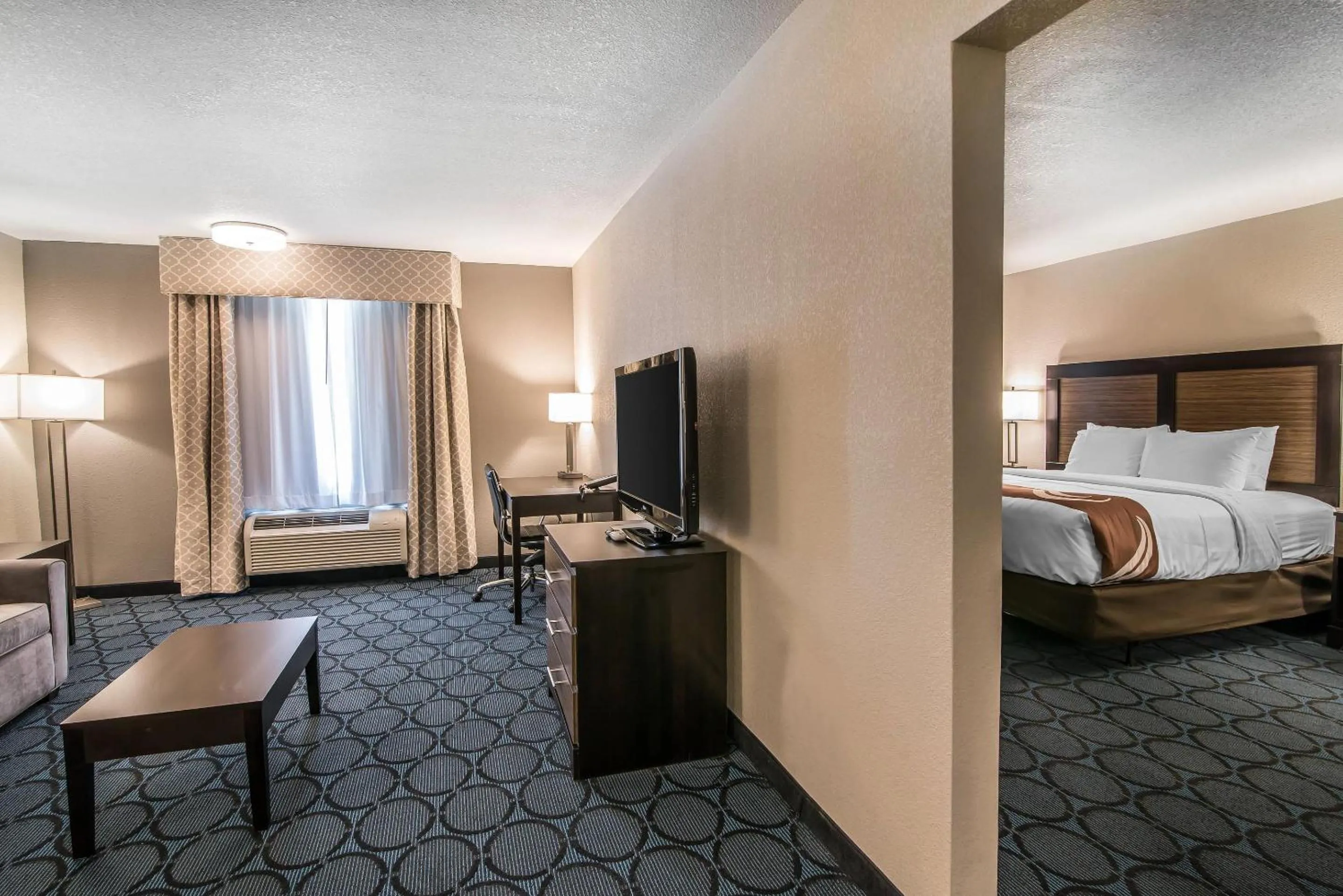 Bedroom in Elevate Hotel at Sierra Blanca Ruidoso, an Ascend Collection Hotel