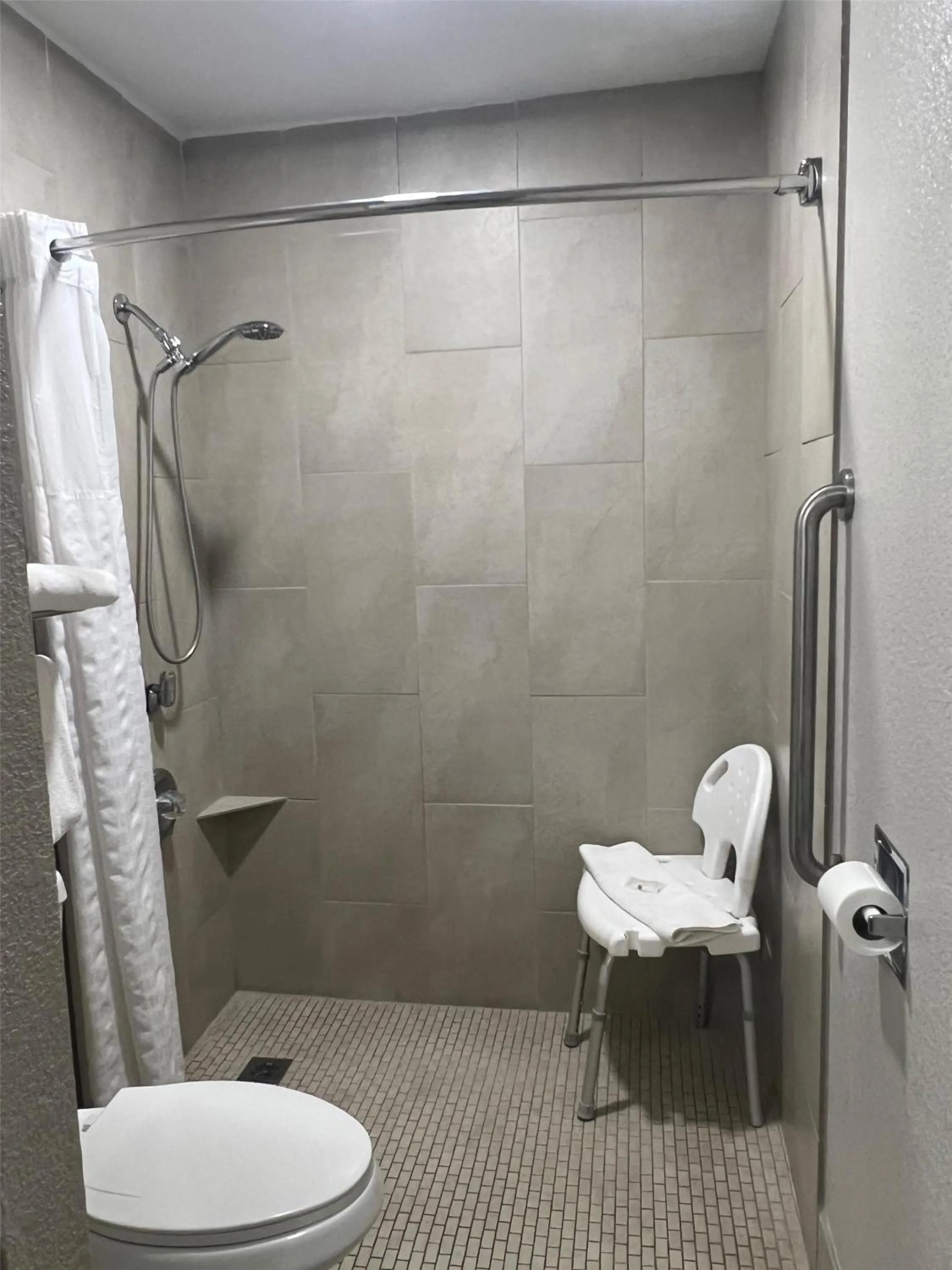 Bathroom in SureStay Plus by Best Western Alamogordo White Sands