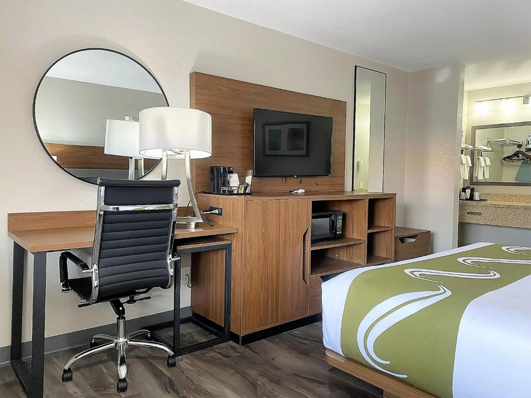 Bed in Quality Inn & Suites Near White Sands National Park