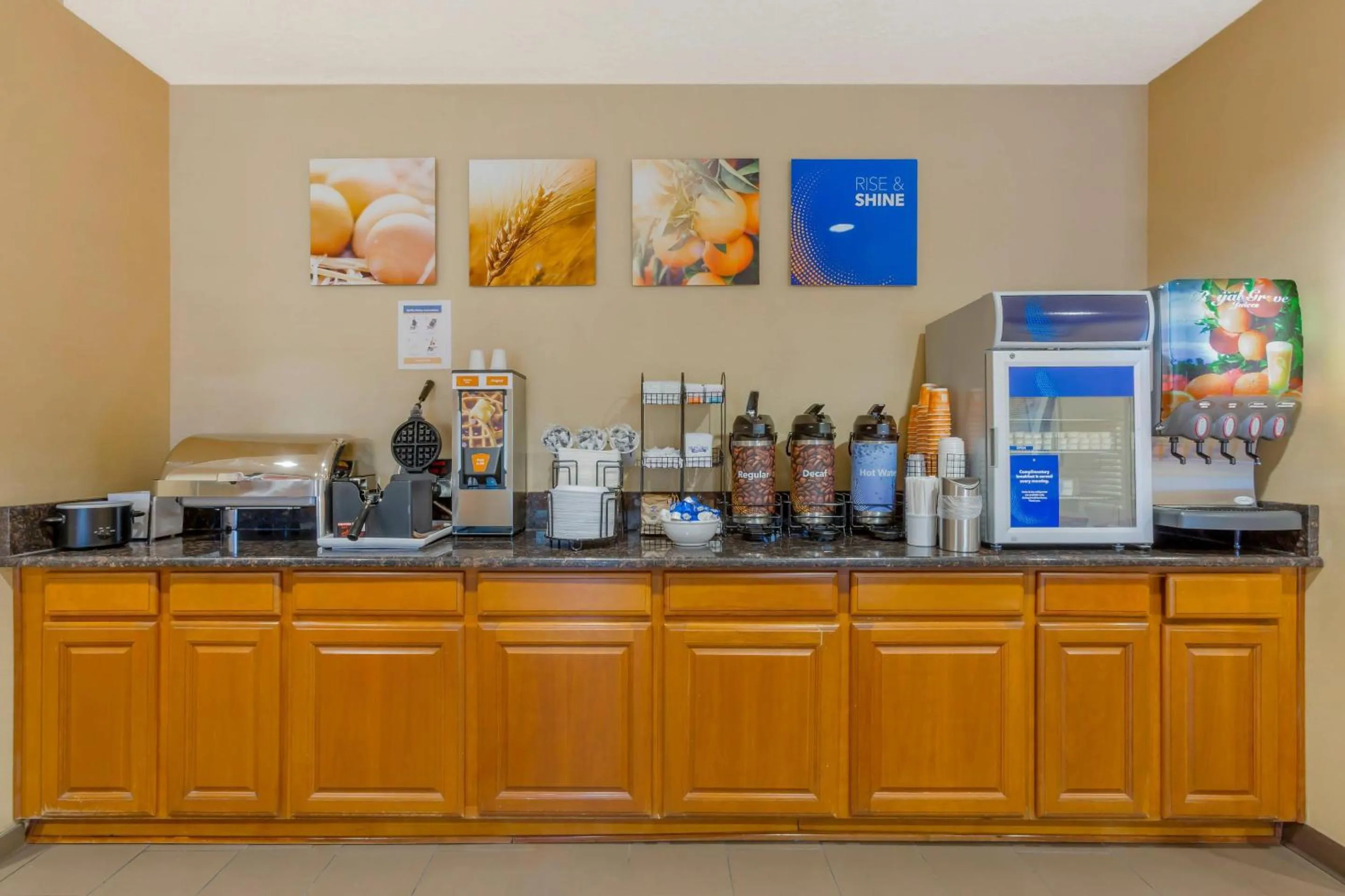 Breakfast in Comfort Inn & Suites Socorro