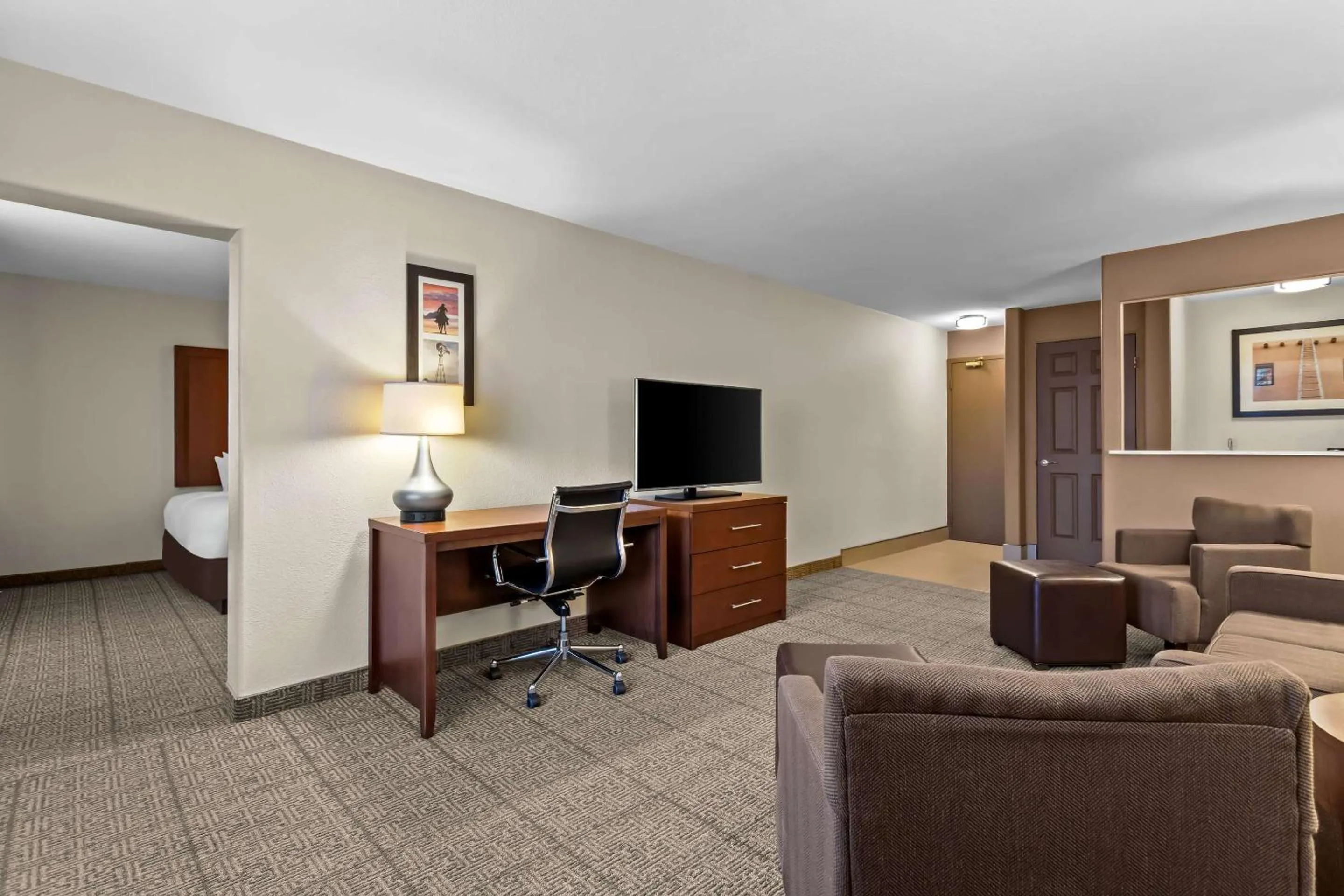 Bedroom in Comfort Inn Santa Rosa on Route 66