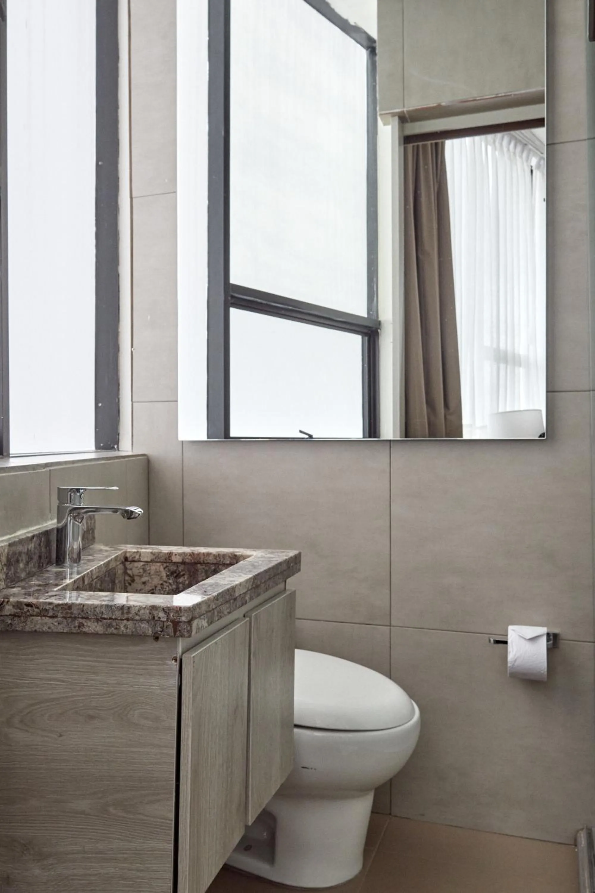 Bathroom in Hotel City Bog Corferias