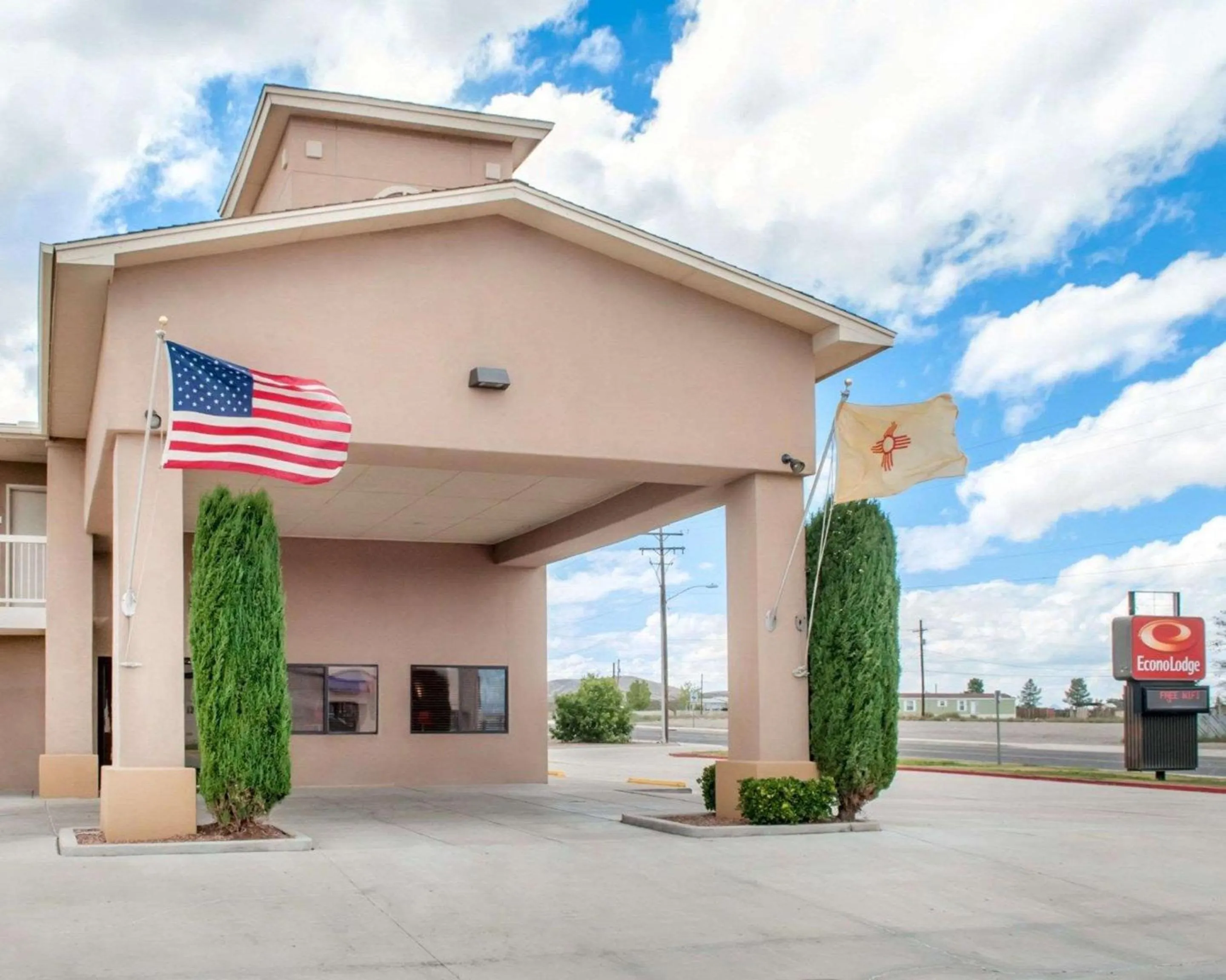 Property building in Econo Lodge Lordsburg I-10