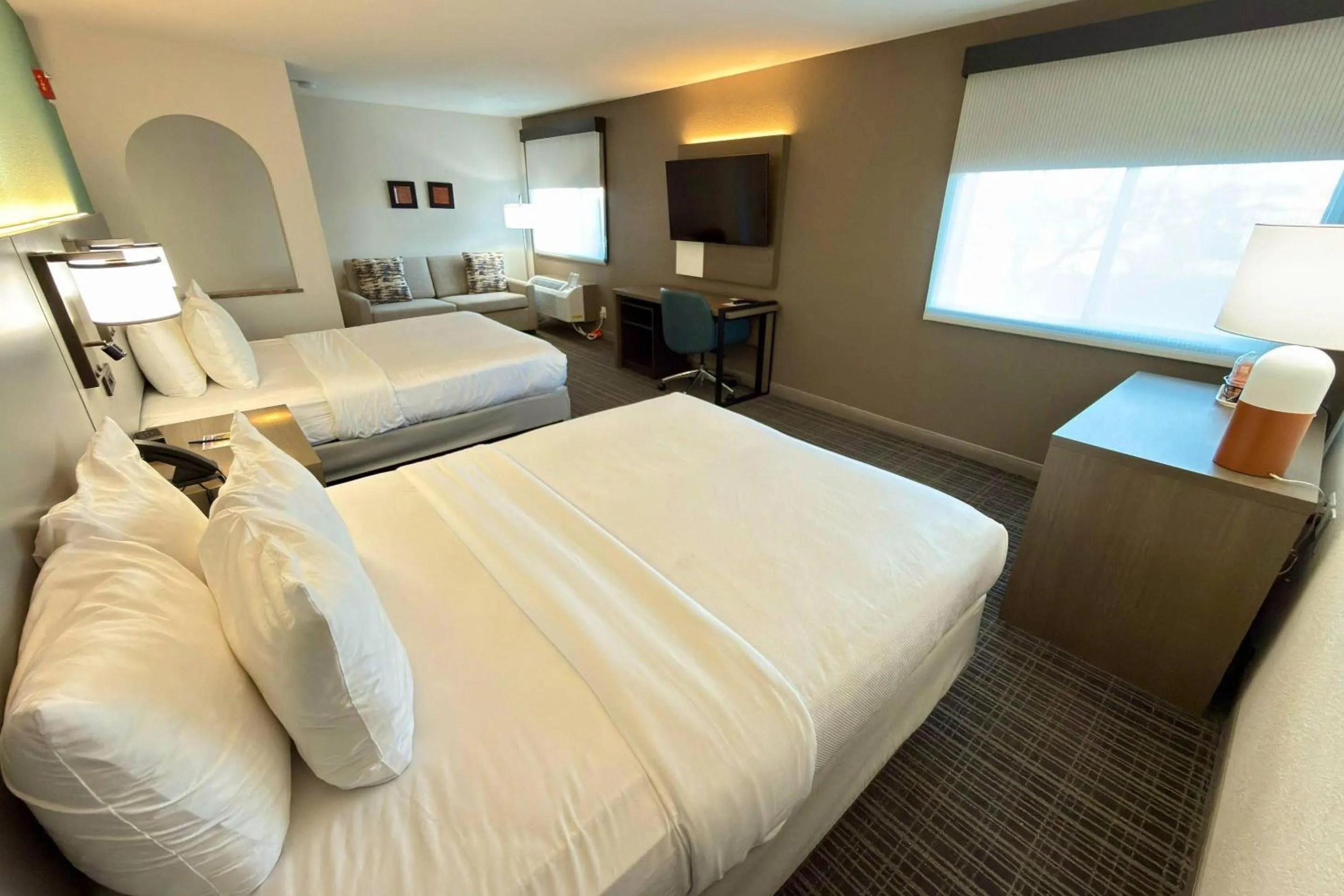 Bedroom, Bed in Comfort Inn Gallup I-40 Exit 20