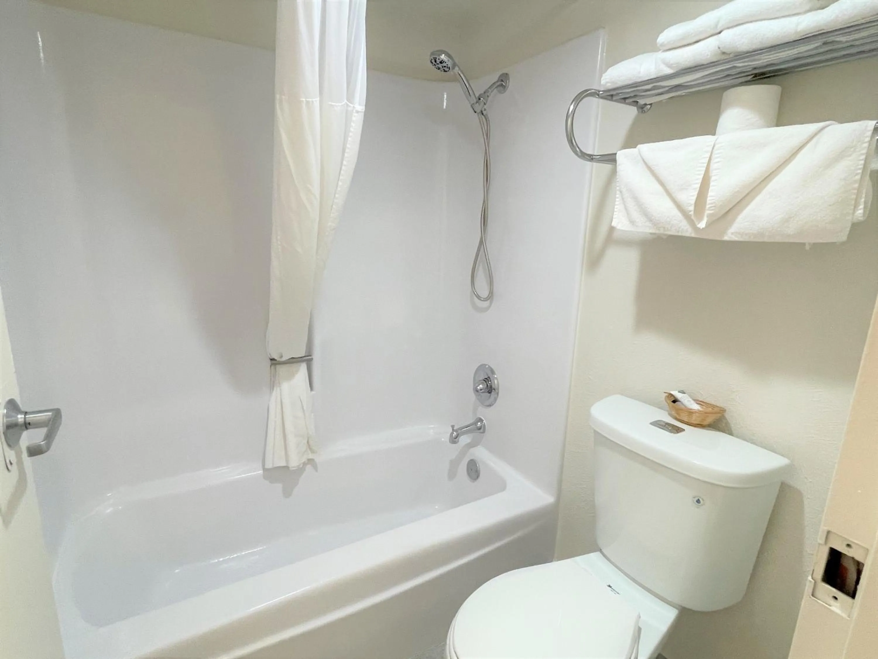 Bathroom in LuLu Silver City