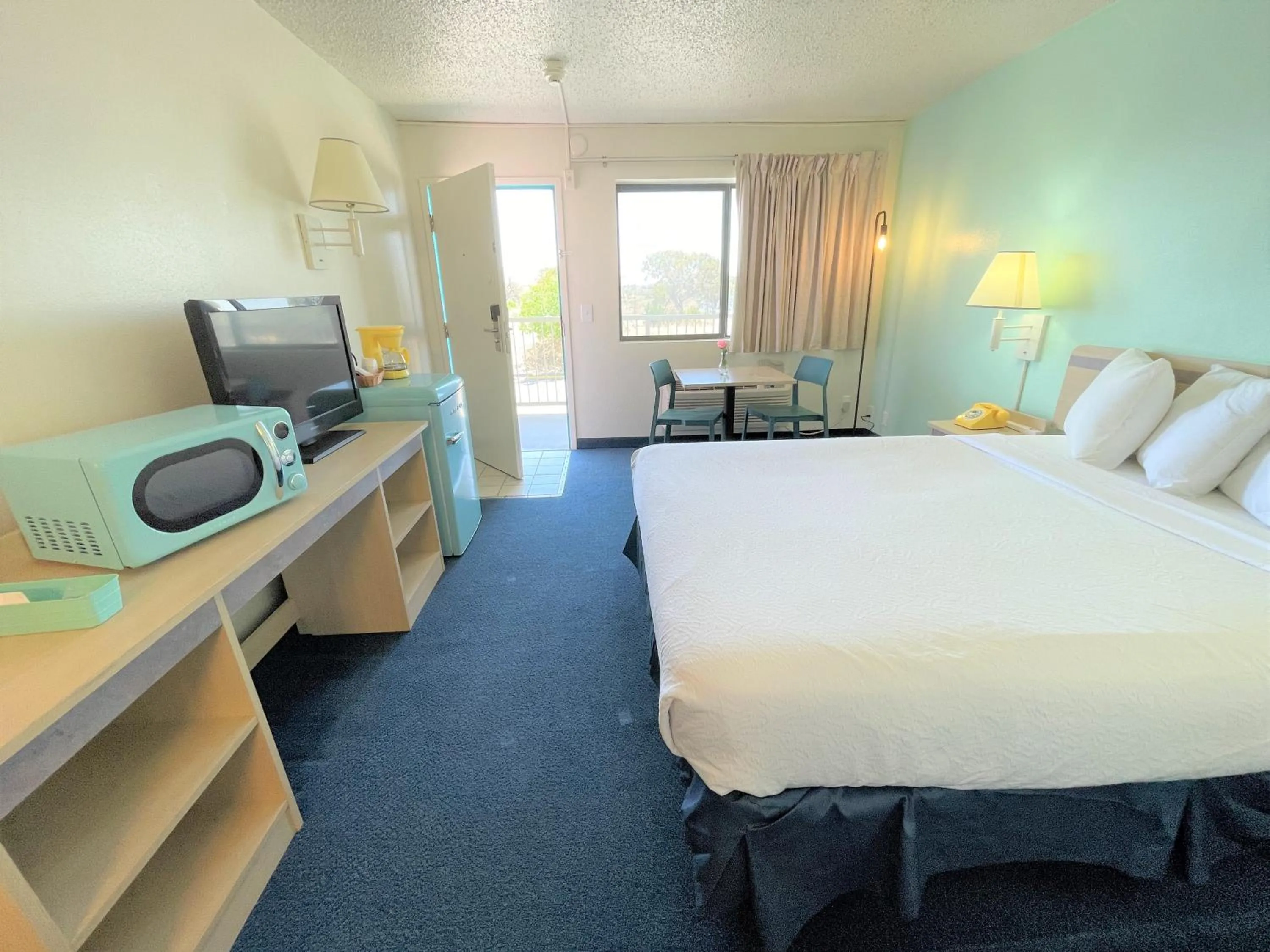 Bedroom, Bed in LuLu Silver City