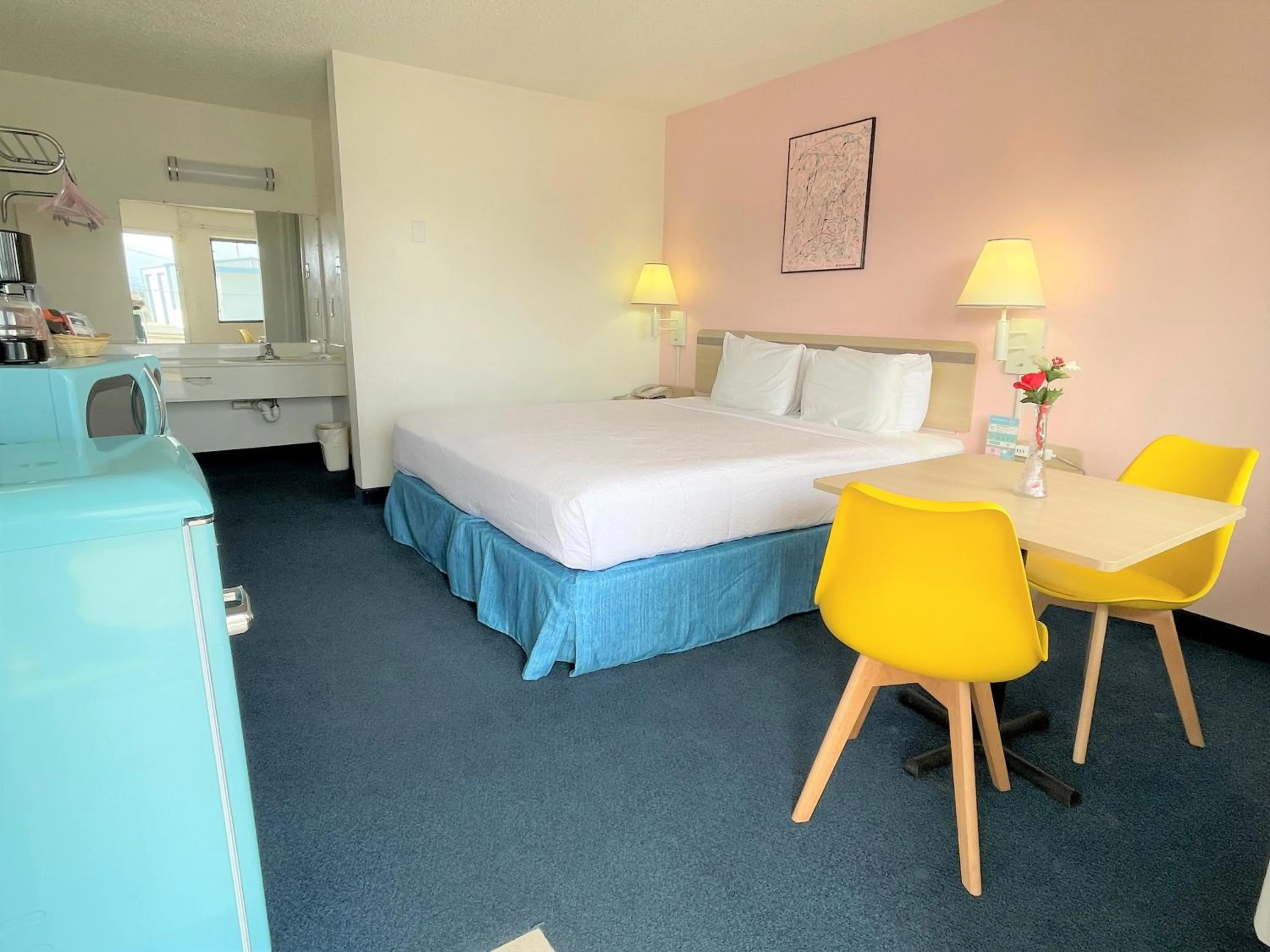 Bedroom, Bed in LuLu Silver City