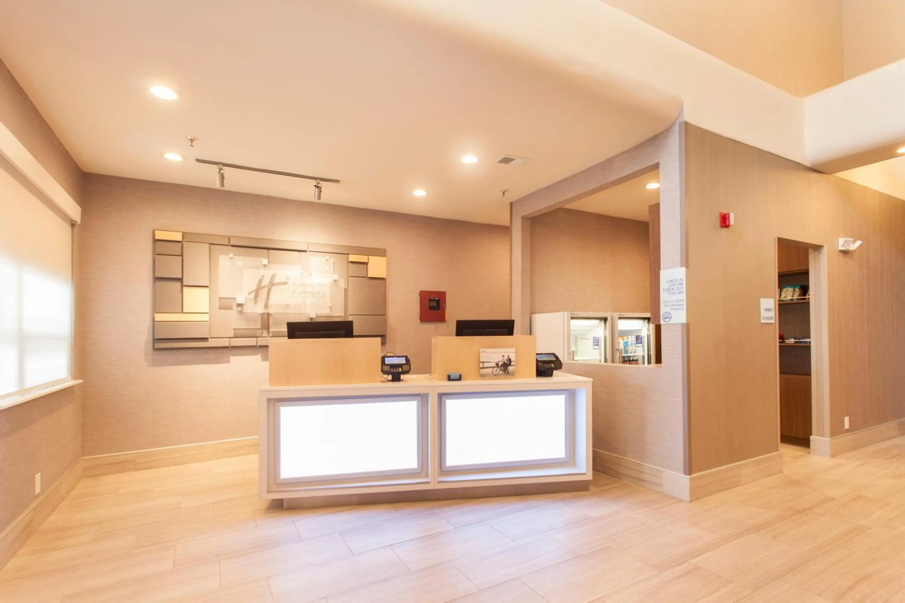 Property building in Holiday Inn Express & Suites - Santa Fe by IHG