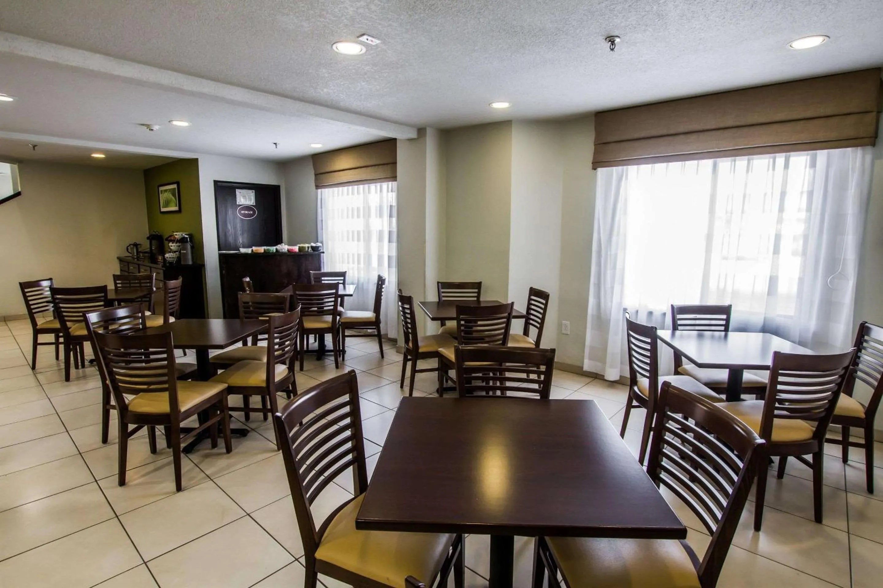 Breakfast in Sleep Inn Gallup