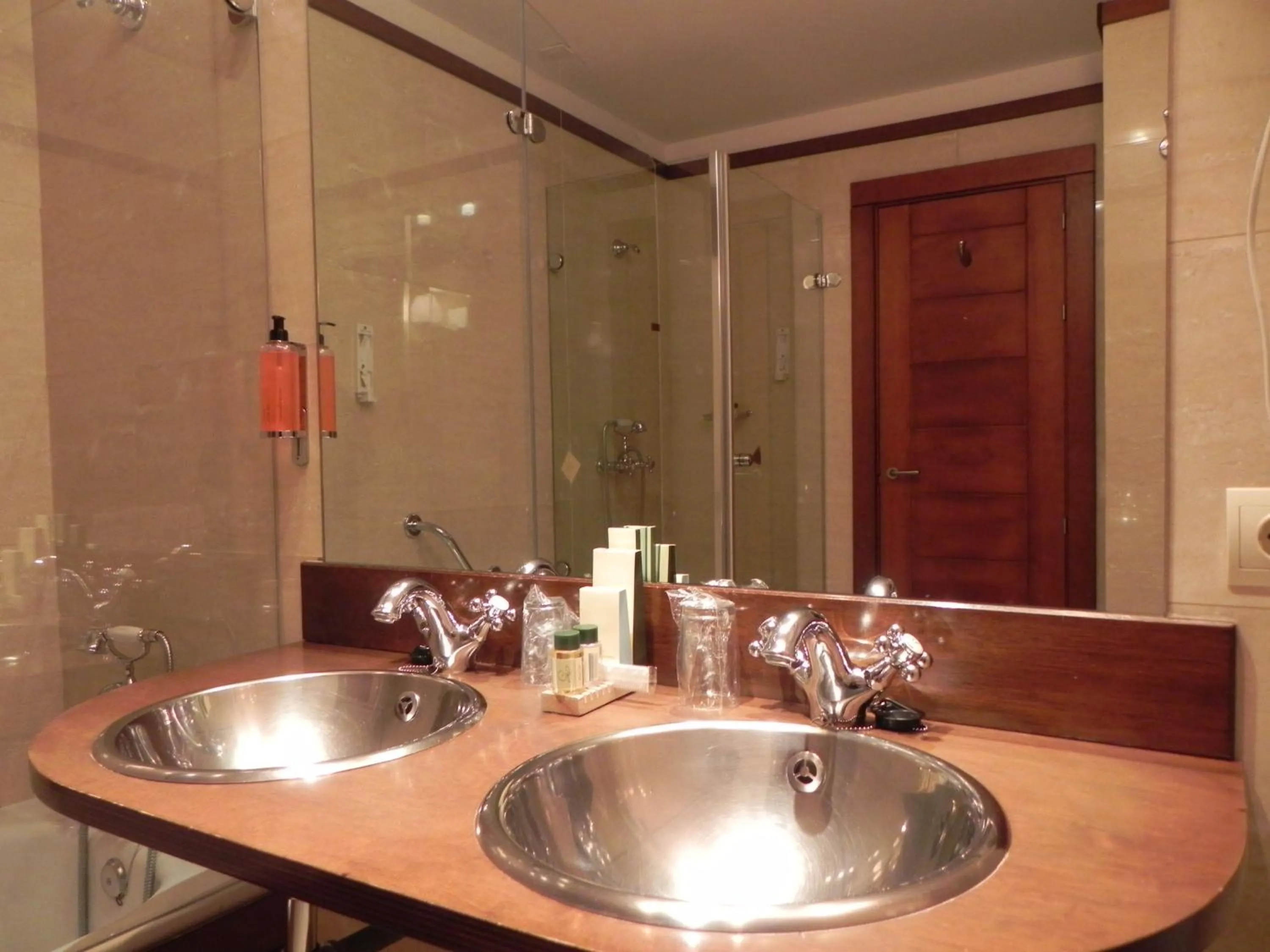 Bathroom in Hotel Rural Vado del Duratón