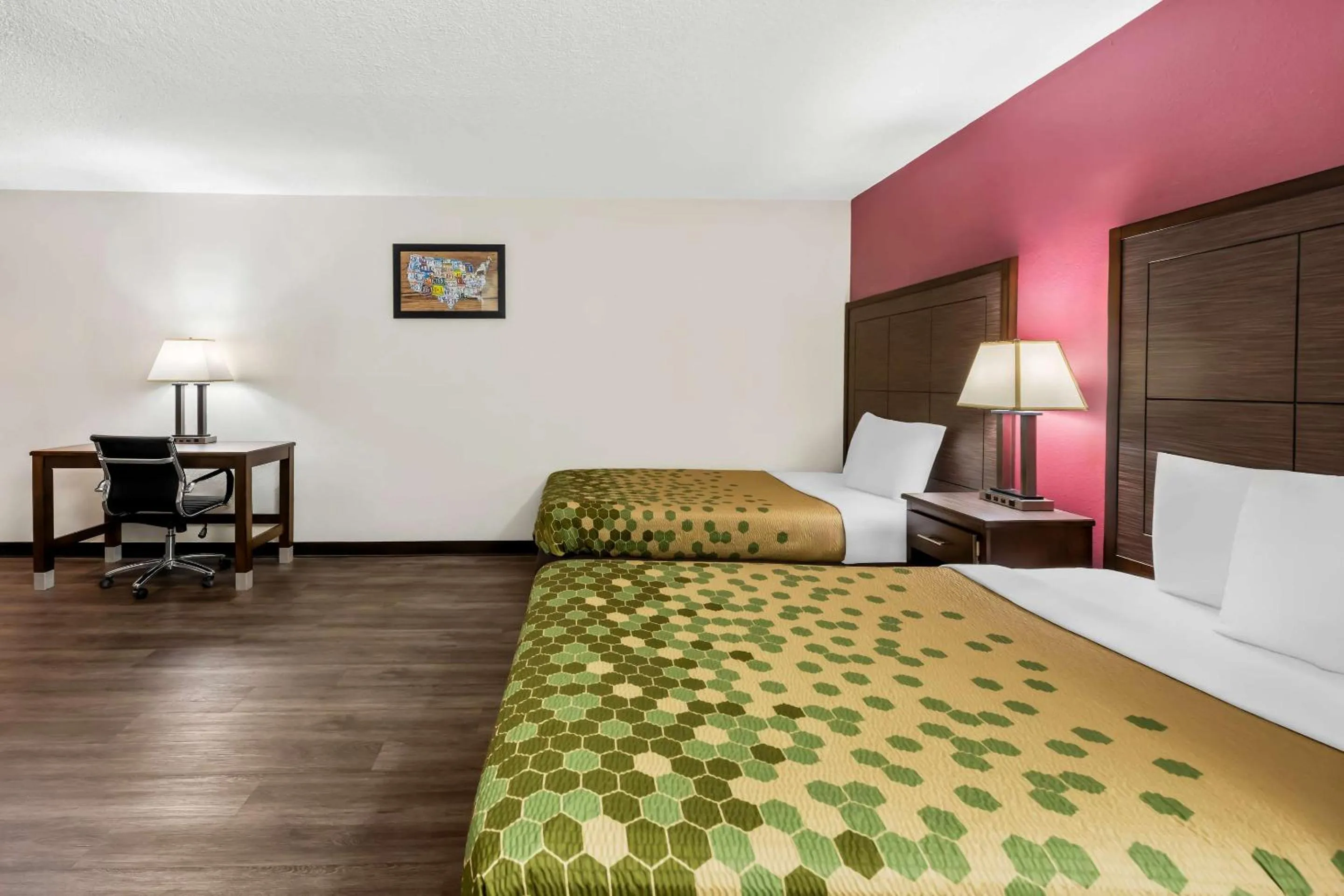 Bedroom, Bed in Econo Lodge Fallon Naval Air Station Area