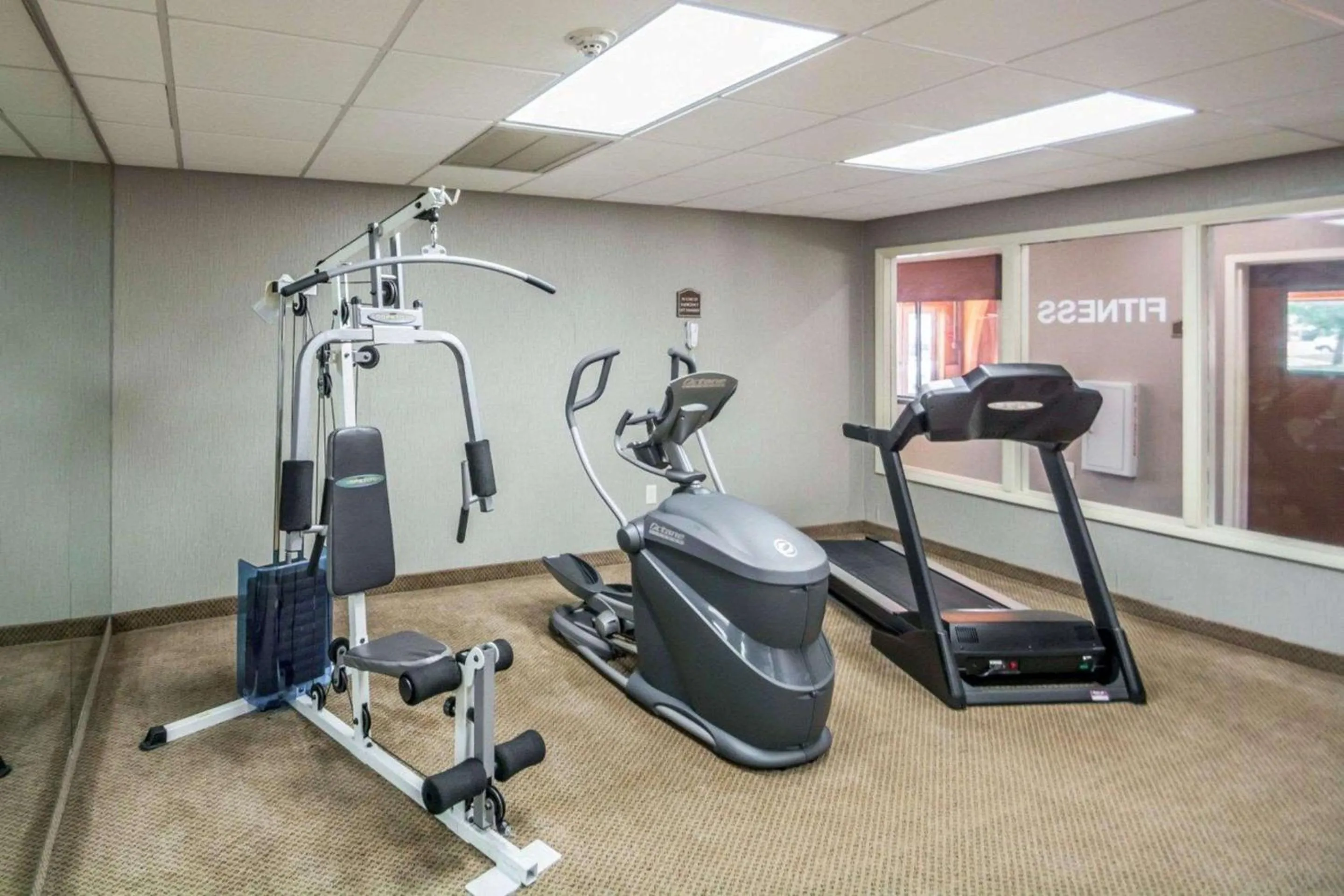Fitness centre/facilities in Quality Inn Corning