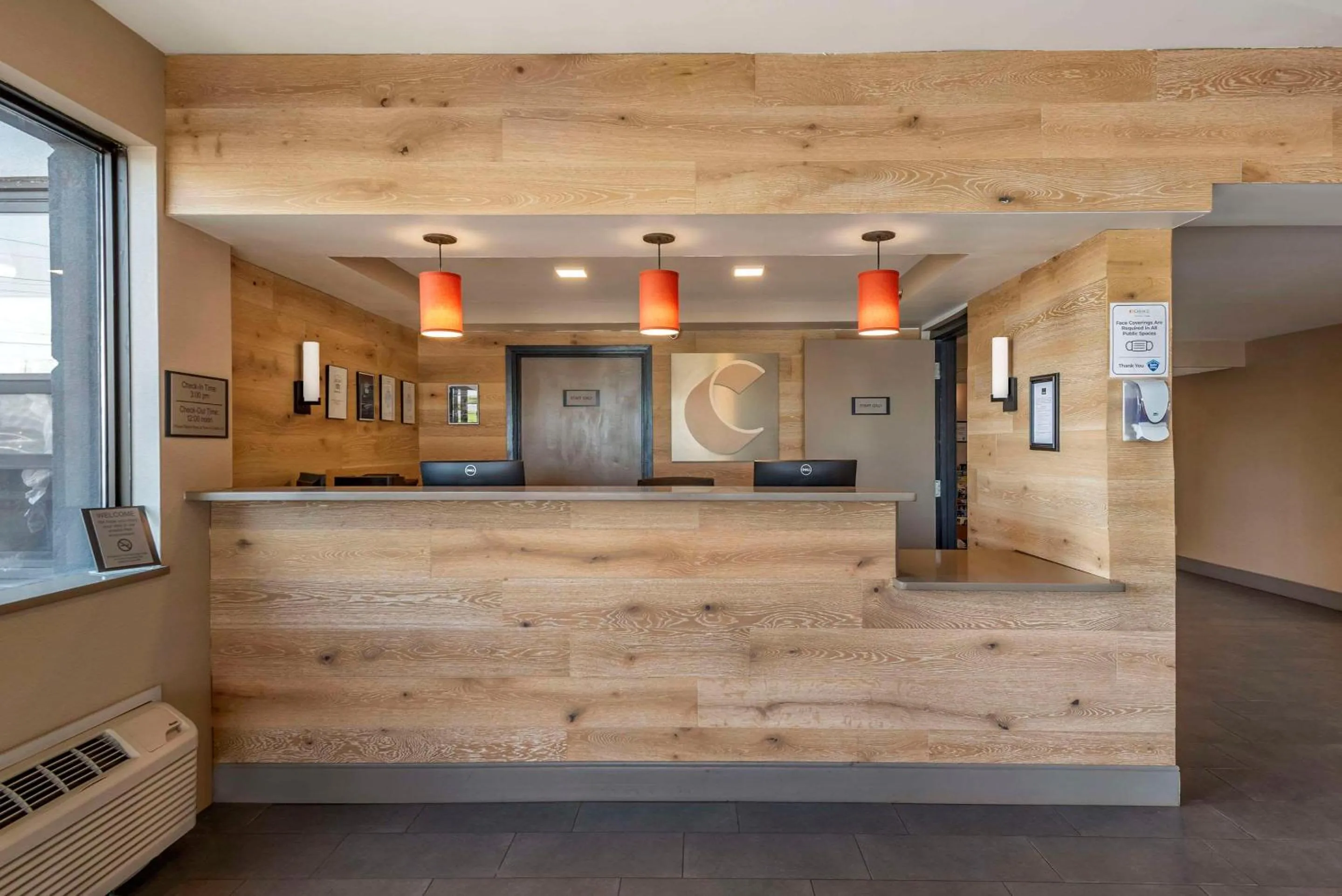 Lobby or reception in Comfort Inn & Suites Liverpool - Syracuse North