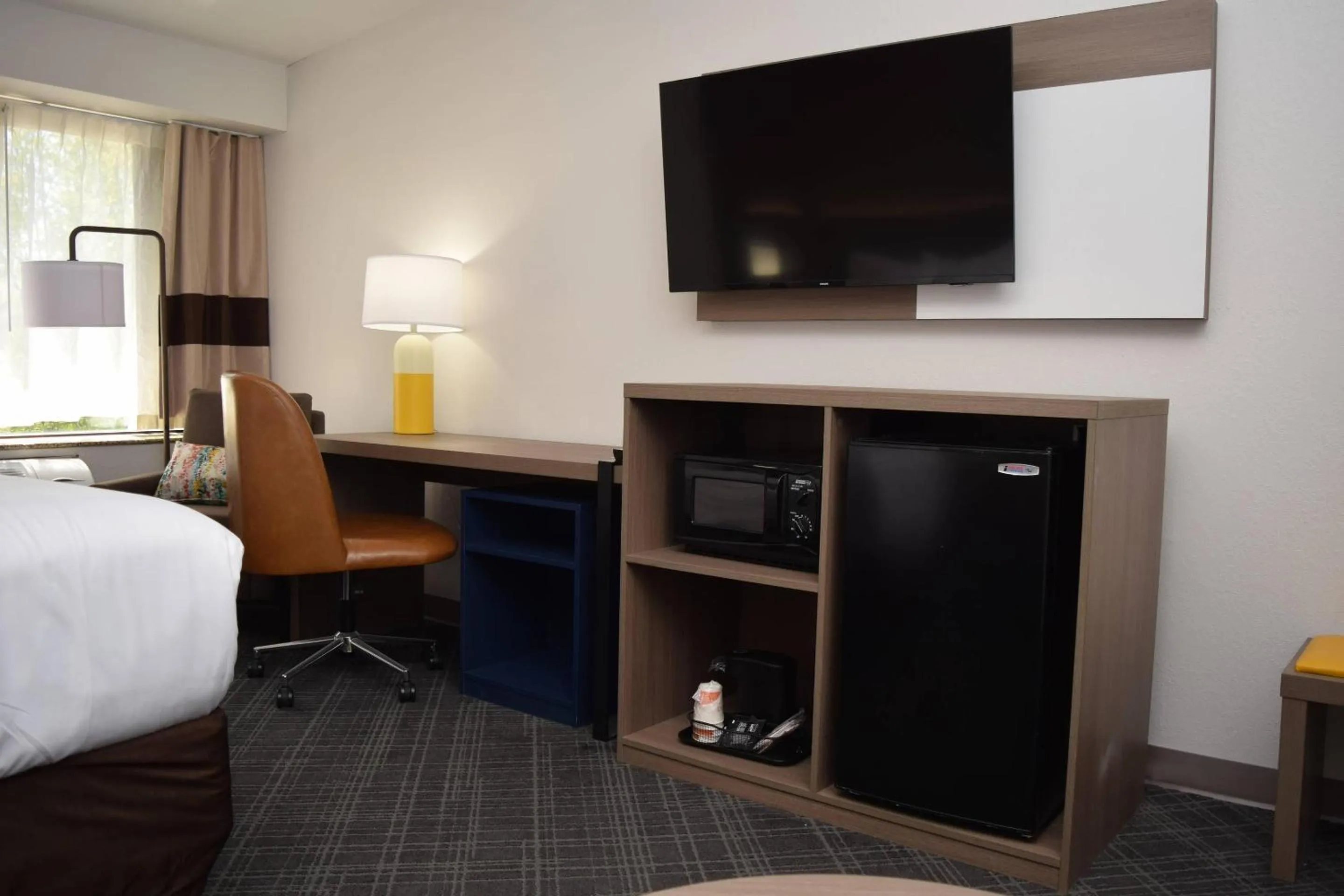 Bedroom, Bed in Comfort Inn & Suites Syracuse-Carrier Circle