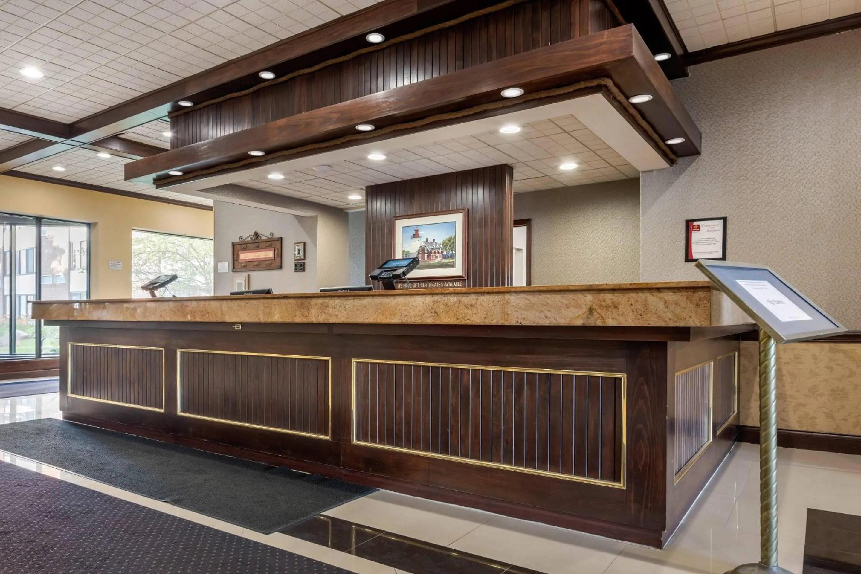 Lobby or reception in Clarion Hotel Conference Center on Lake Erie