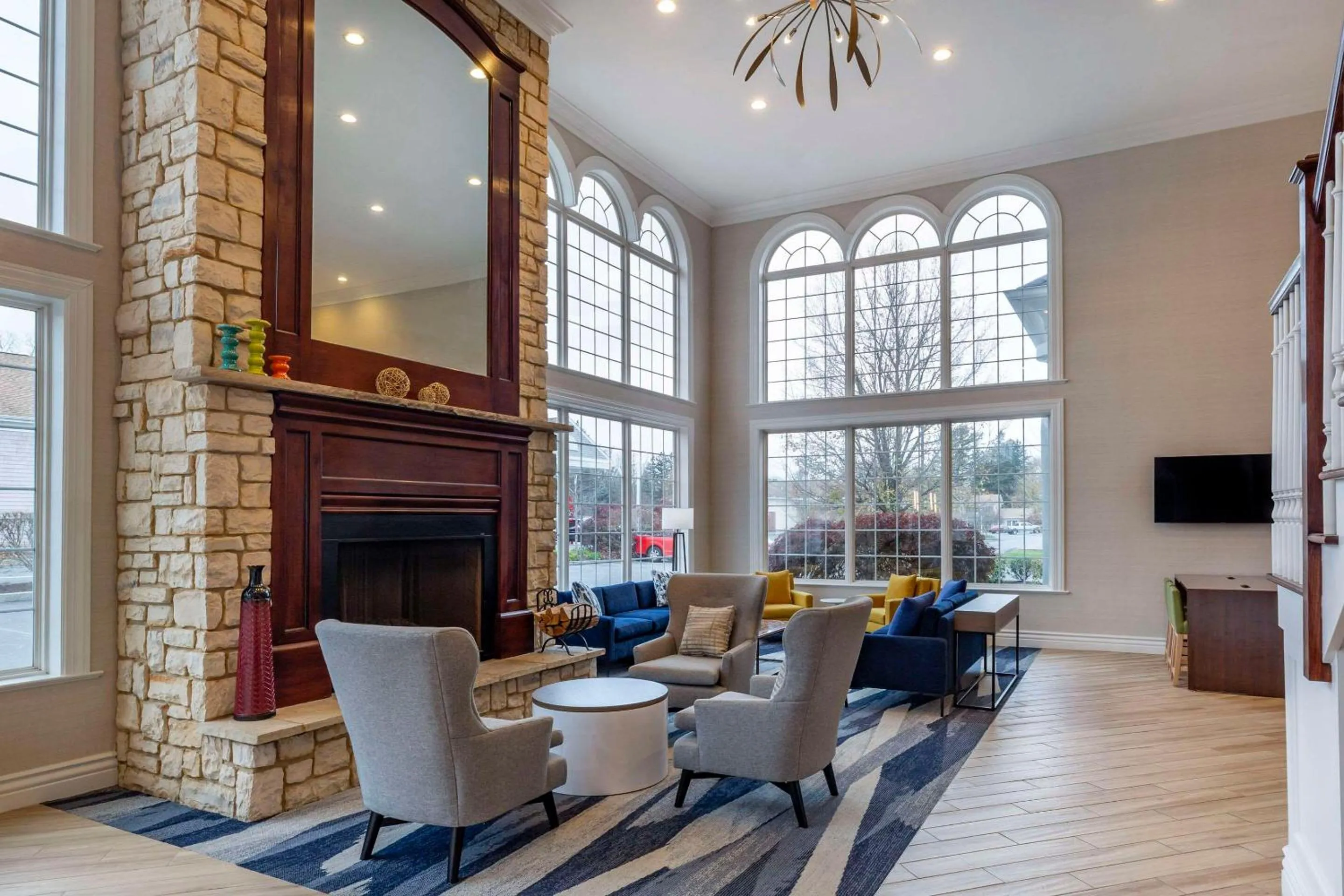 Lobby or reception in Comfort Inn & Suites East Greenbush - Albany