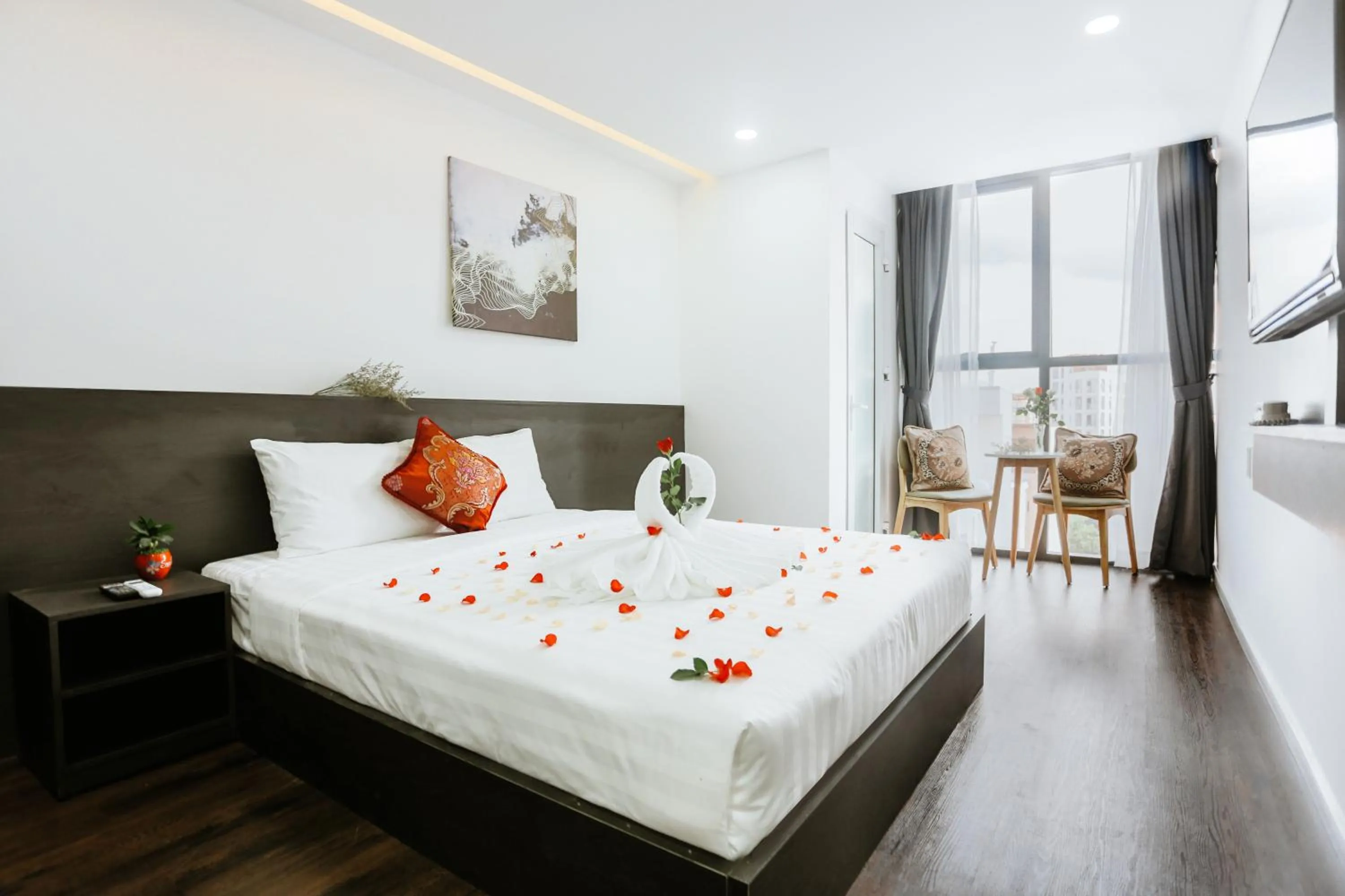 Bed in Larosa Hotel Nha Trang