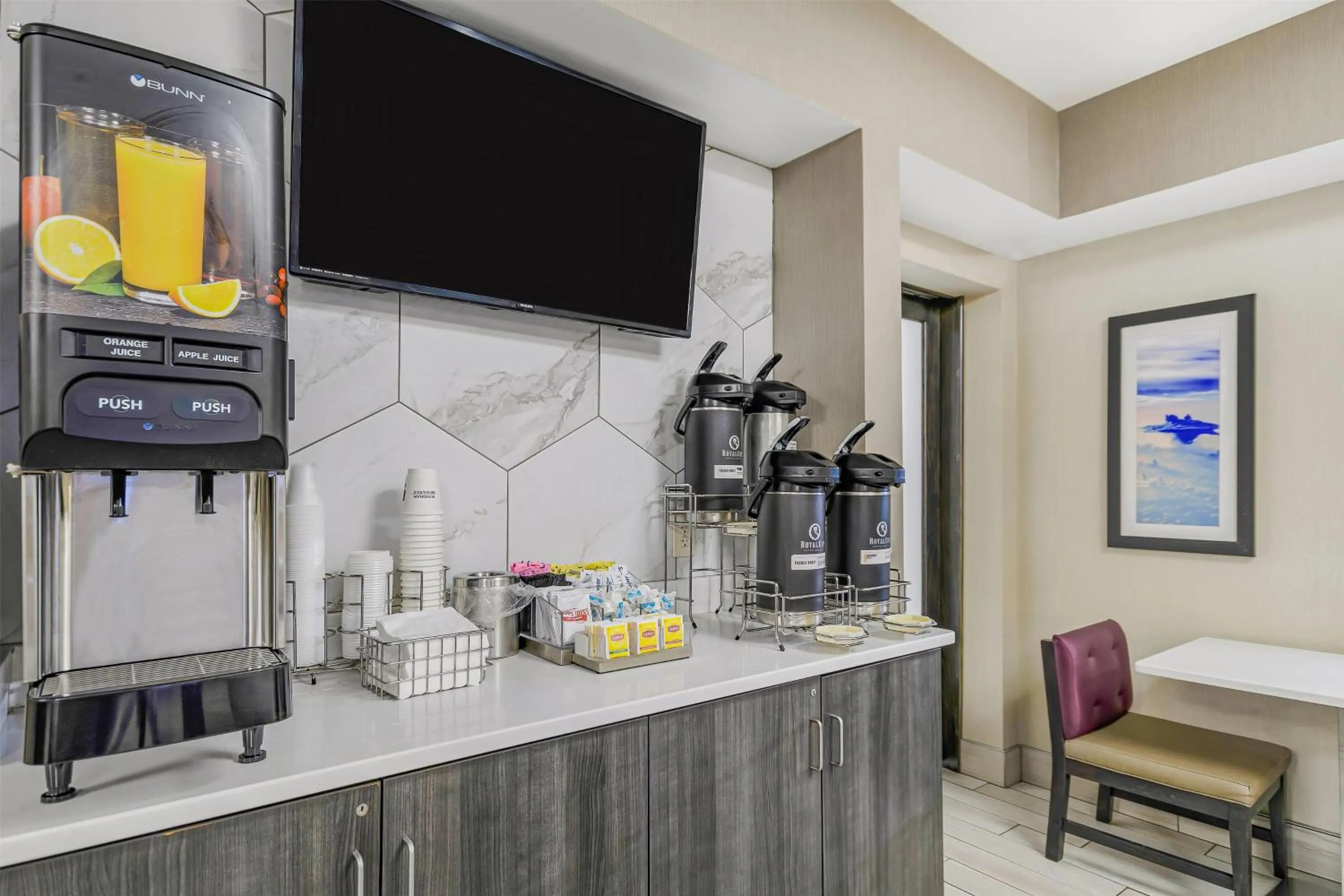 Lobby or reception in La Quinta by Wyndham Batavia