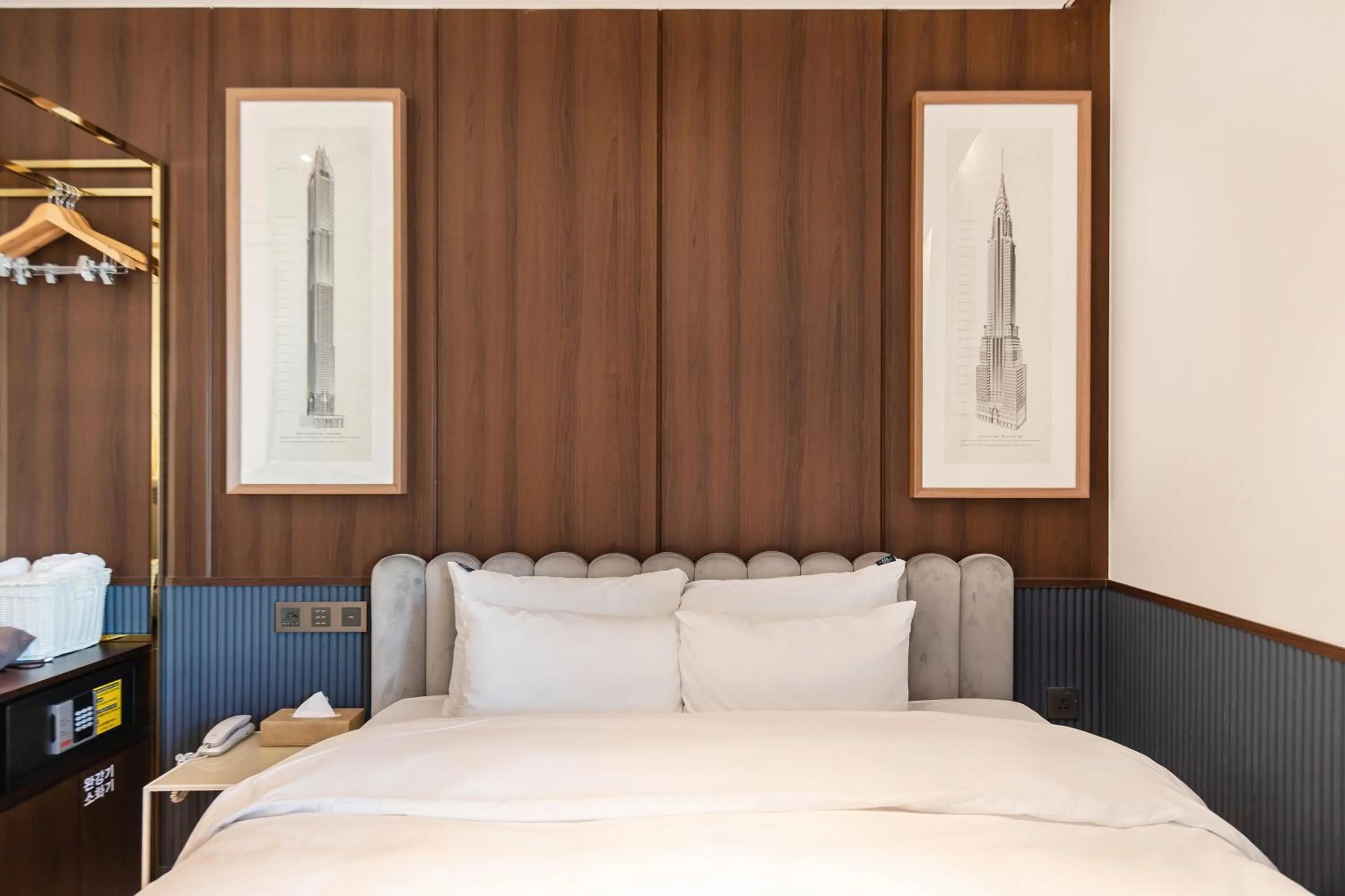 Bed in H Avenue Gwanganri Beach