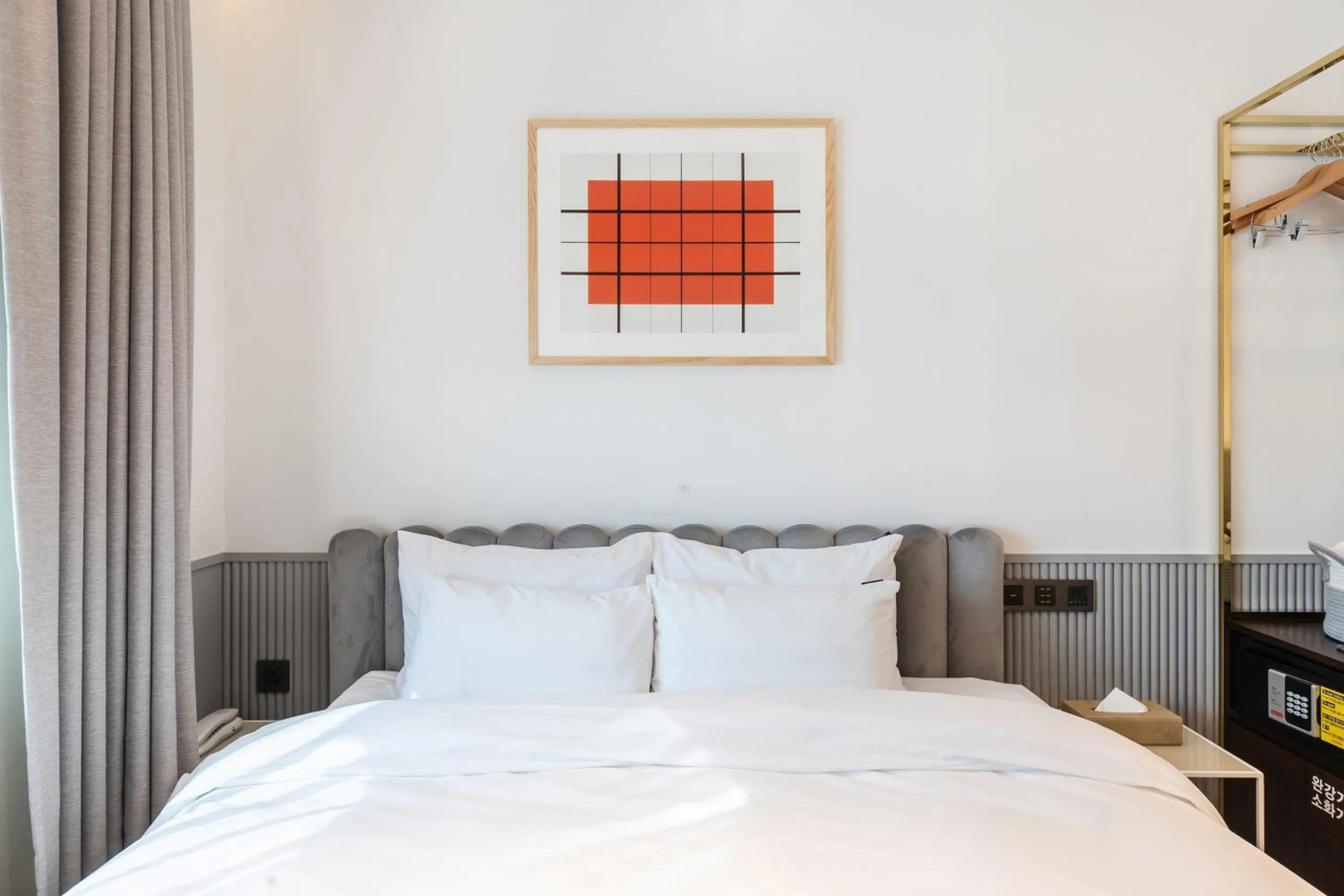 Bed in H Avenue Gwanganri Beach