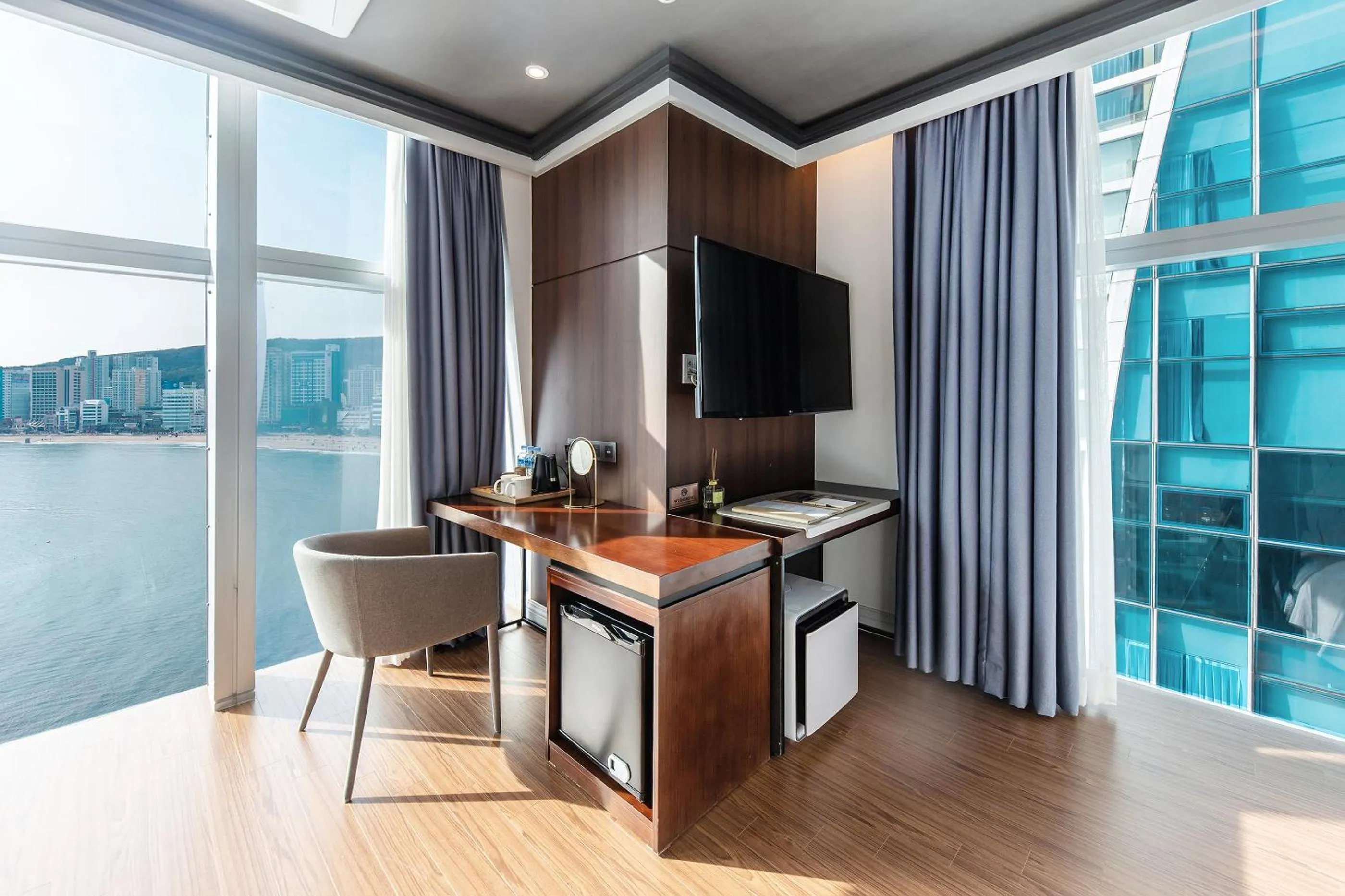 TV and multimedia in H Avenue Gwanganri Beach