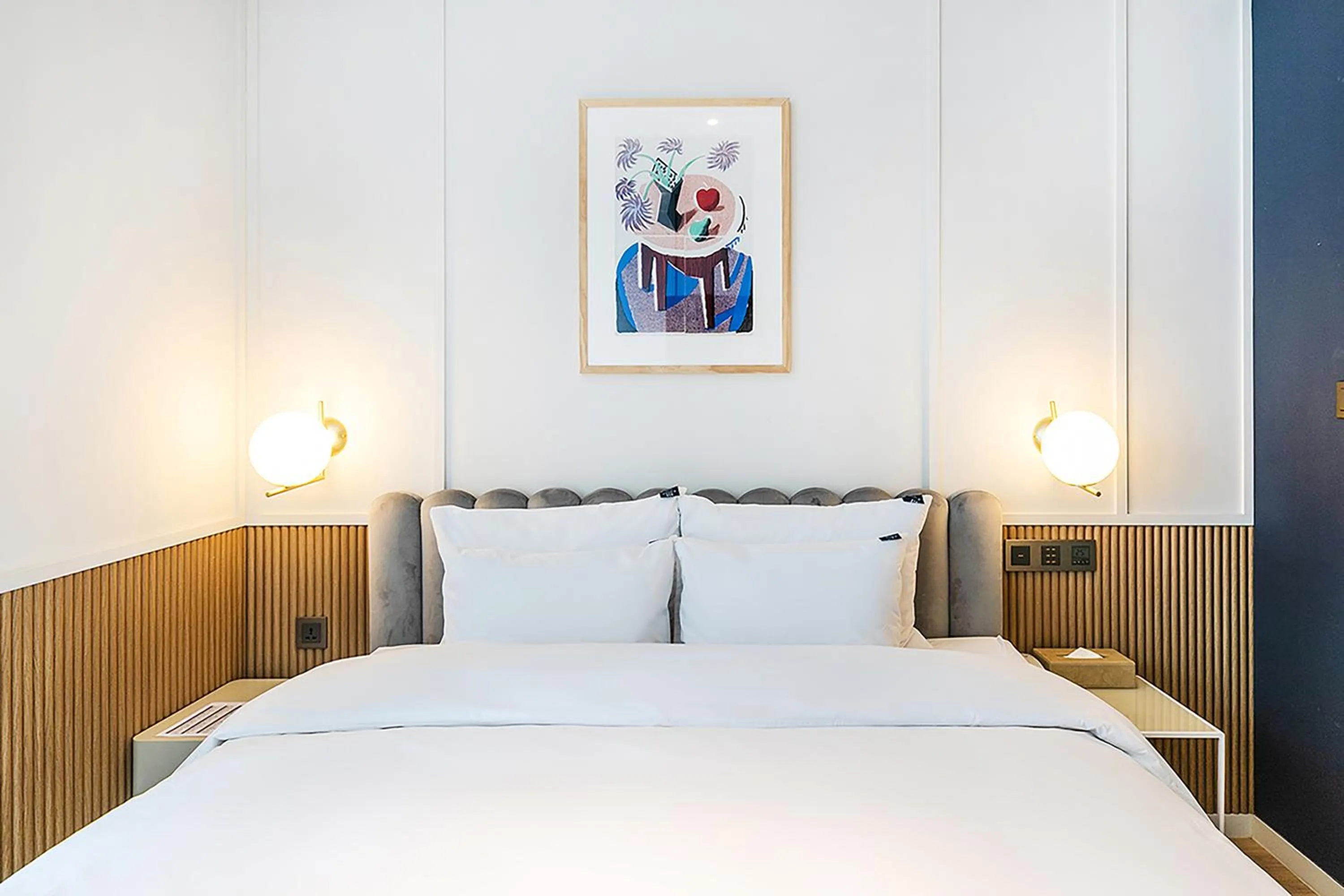 Bed in H Avenue Gwanganri Beach