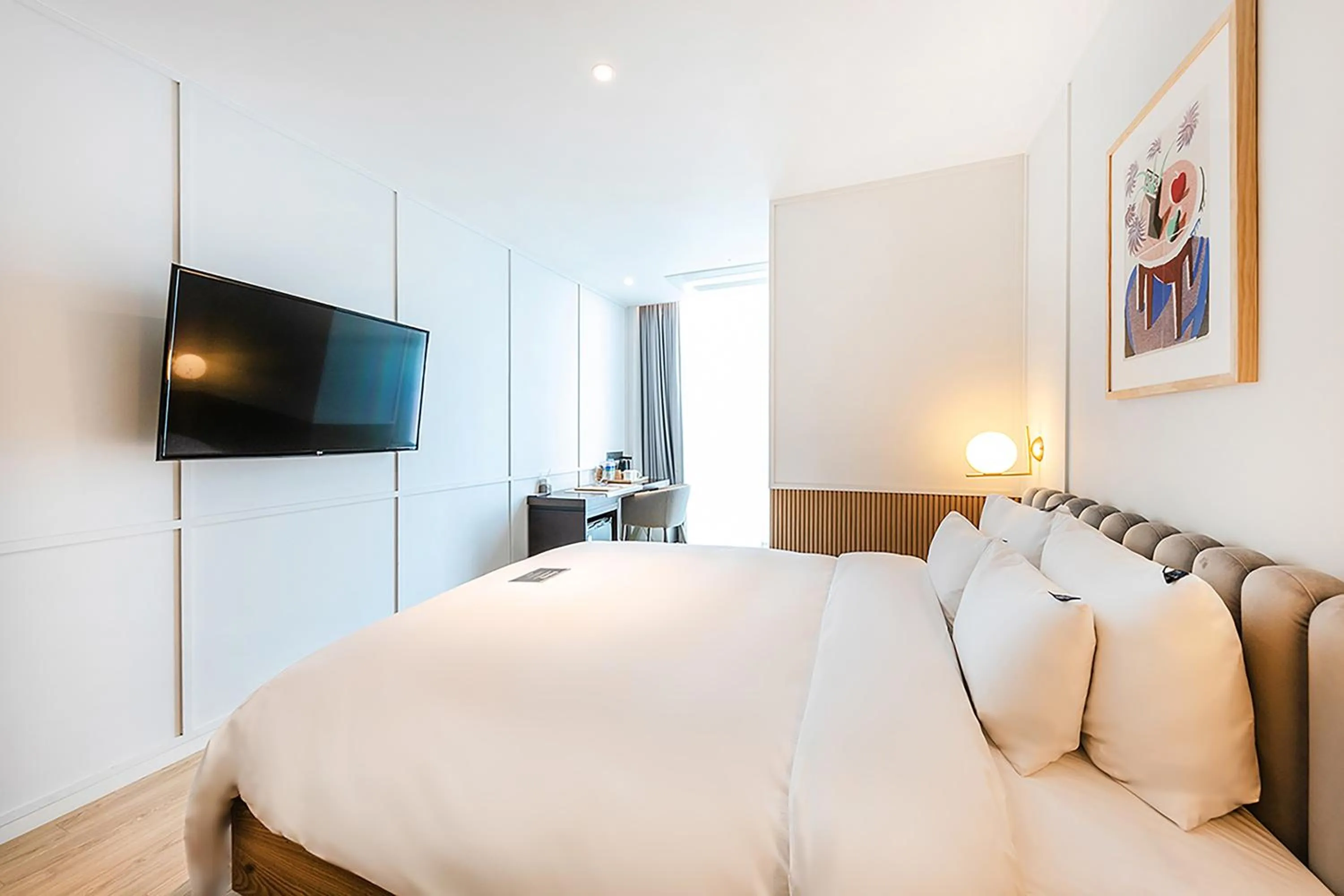 Bed in H Avenue Gwanganri Beach