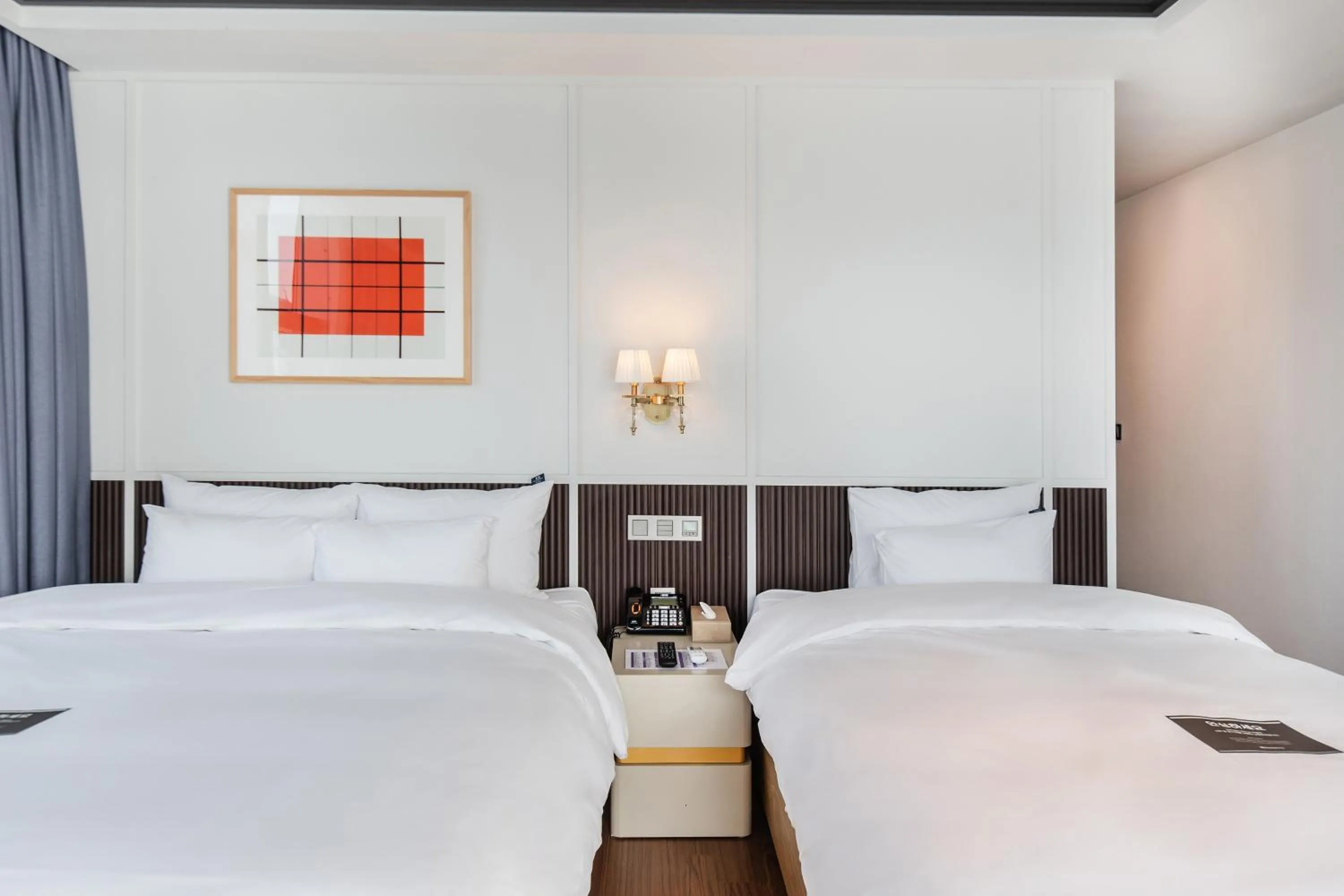 Bed in H Avenue Gwanganri Beach