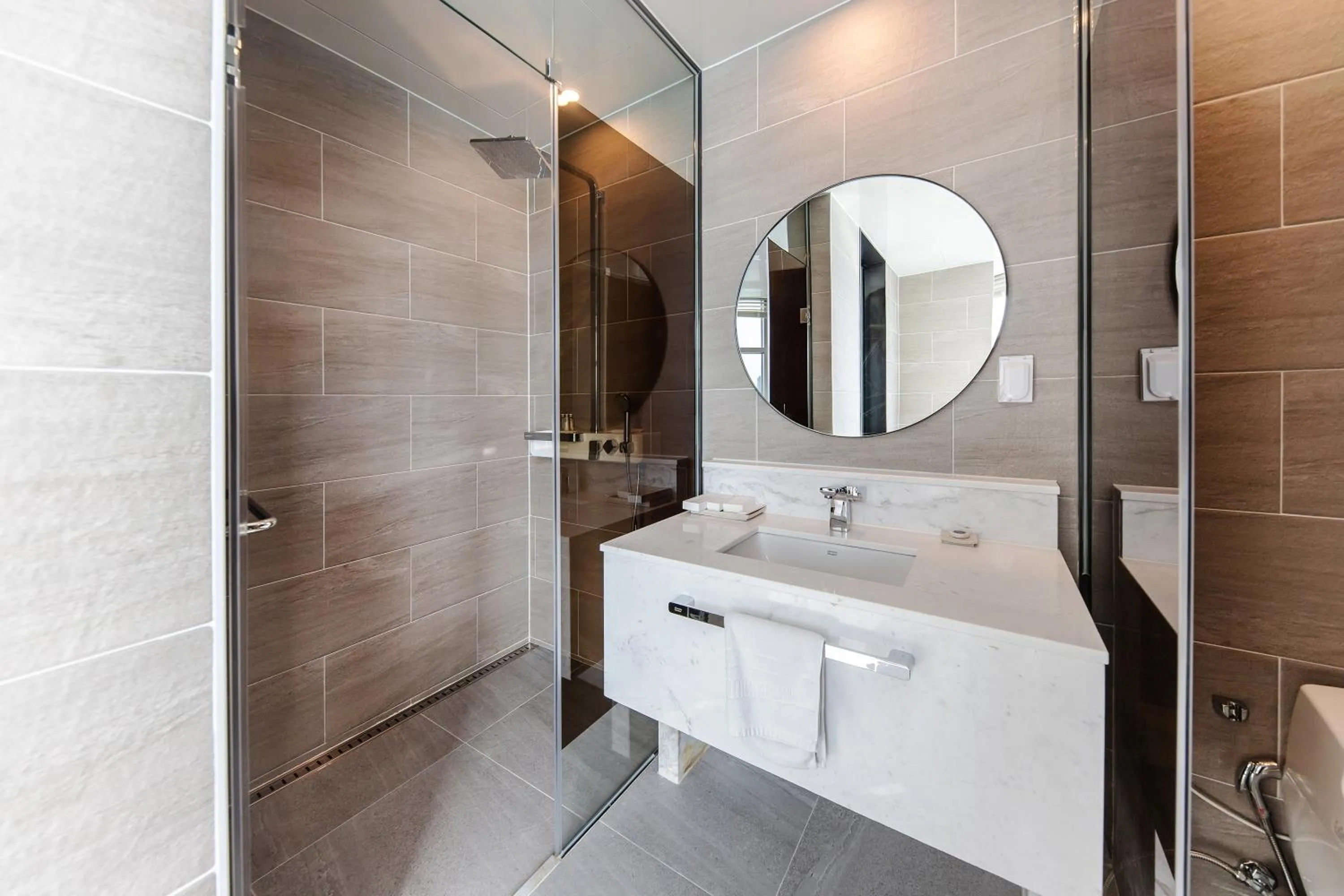 Shower in H Avenue Gwanganri Beach