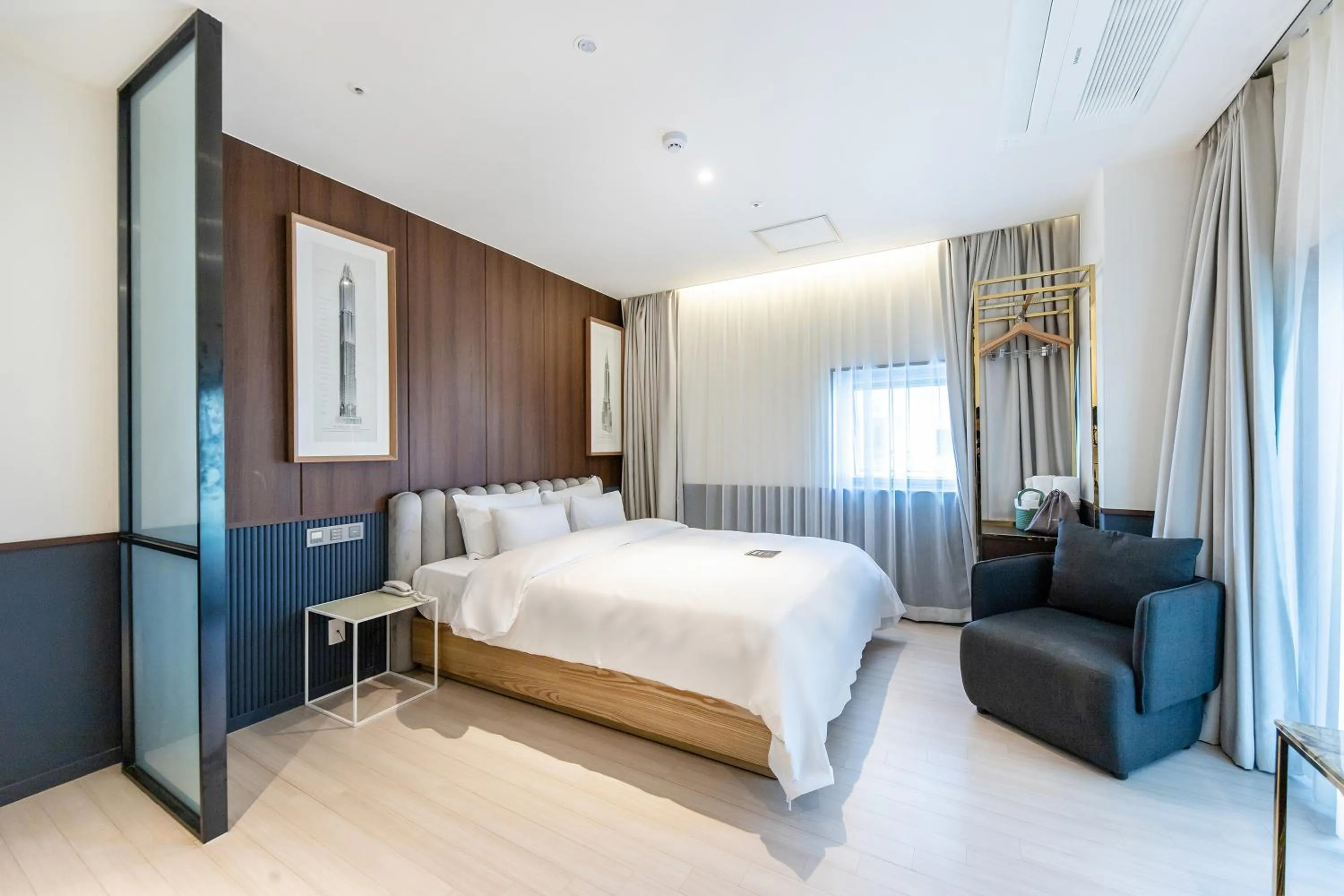 Bed in H Avenue Gwanganri Beach