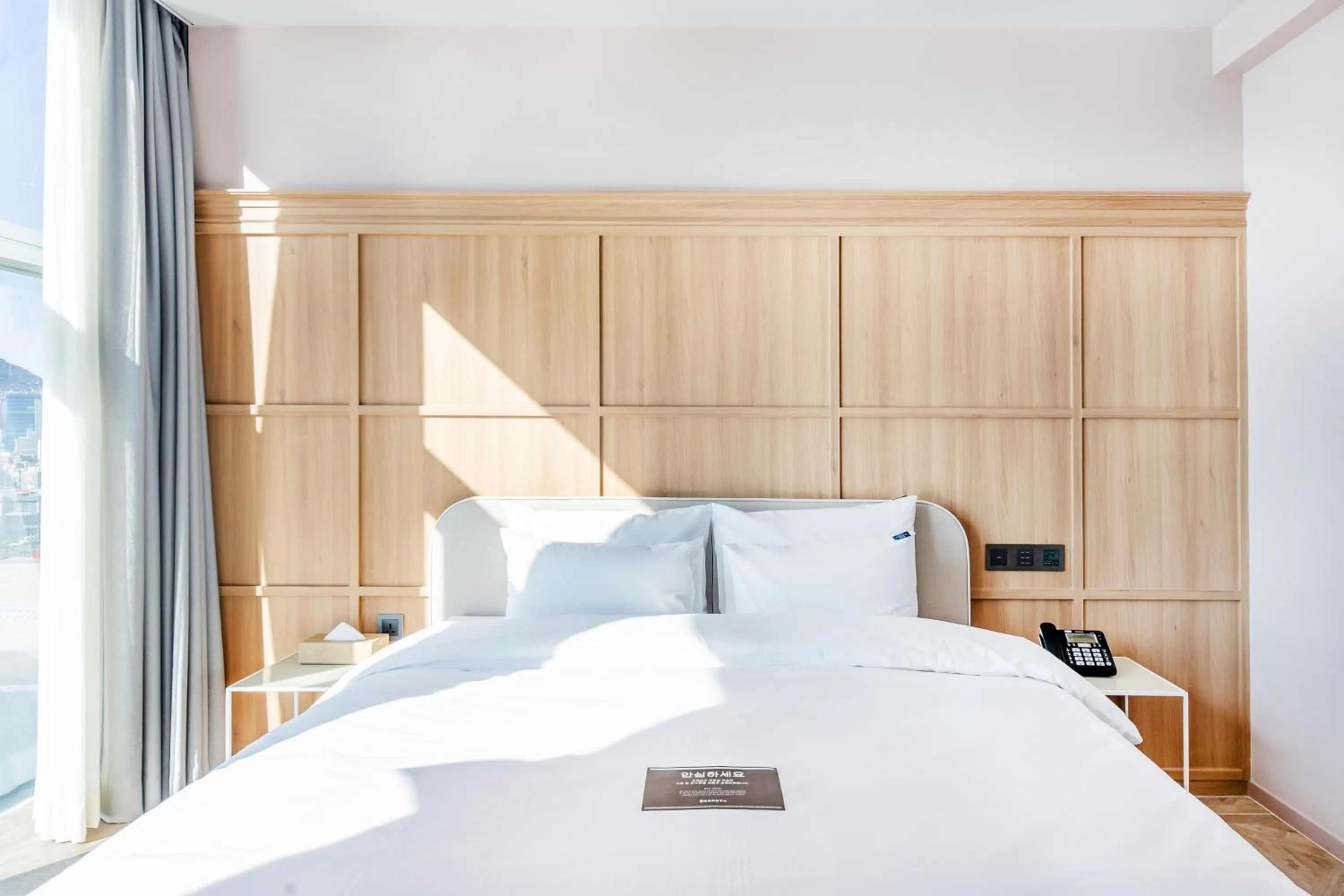 Bed in H Avenue Gwanganri Beach