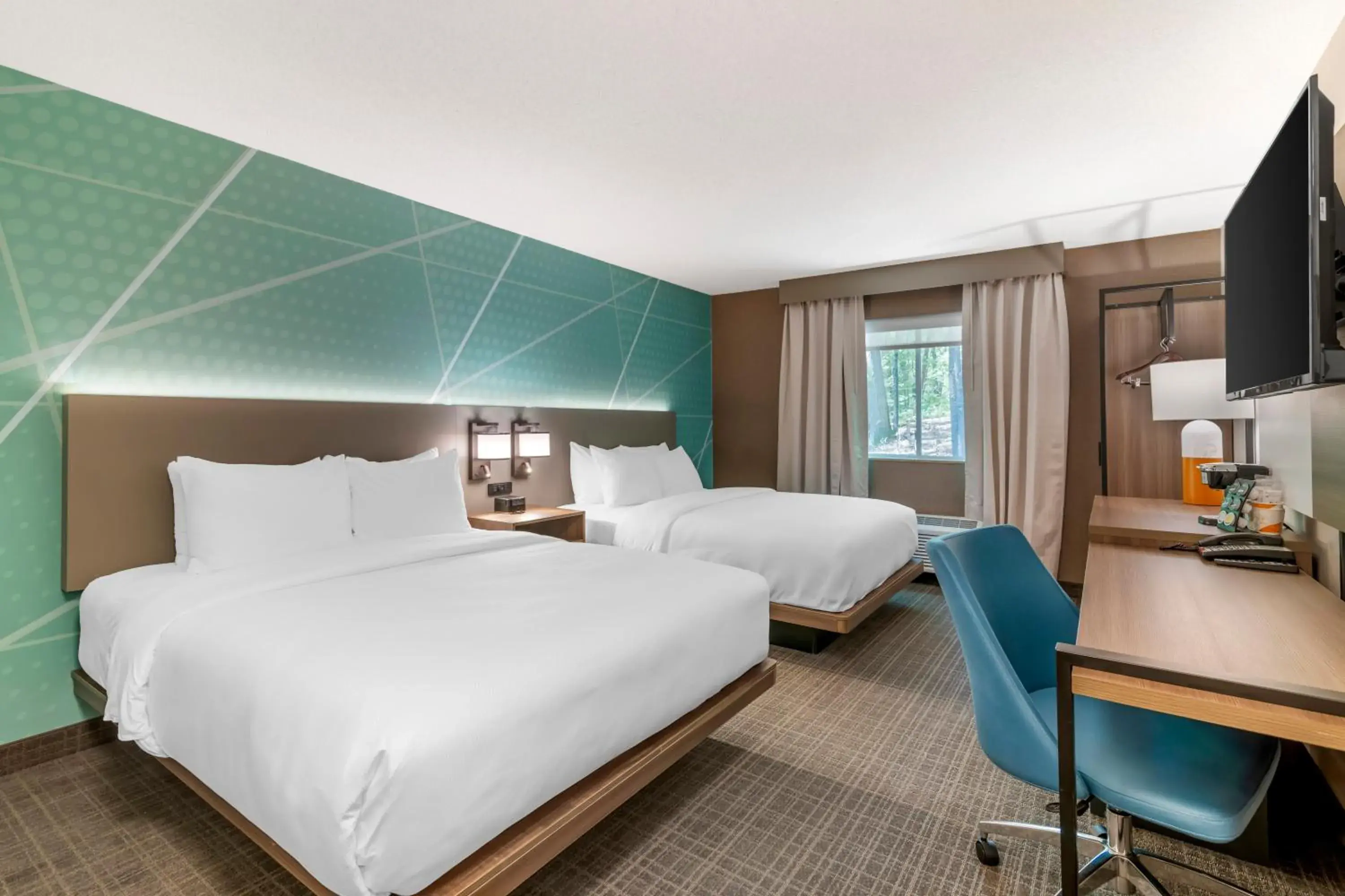 Queen Room with Two Queen Beds - Non Smoking in Comfort Inn & Suites Saratoga Springs Queen Room with Two Queen Beds - Non Smoking in Comfort Inn & Suites Saratoga Springs