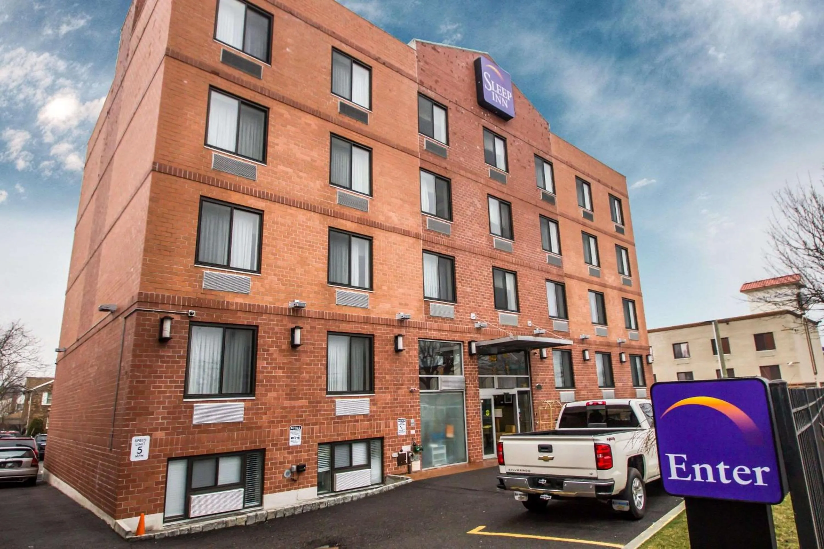 Property building in Sleep Inn JFK Airport Rockaway Blvd