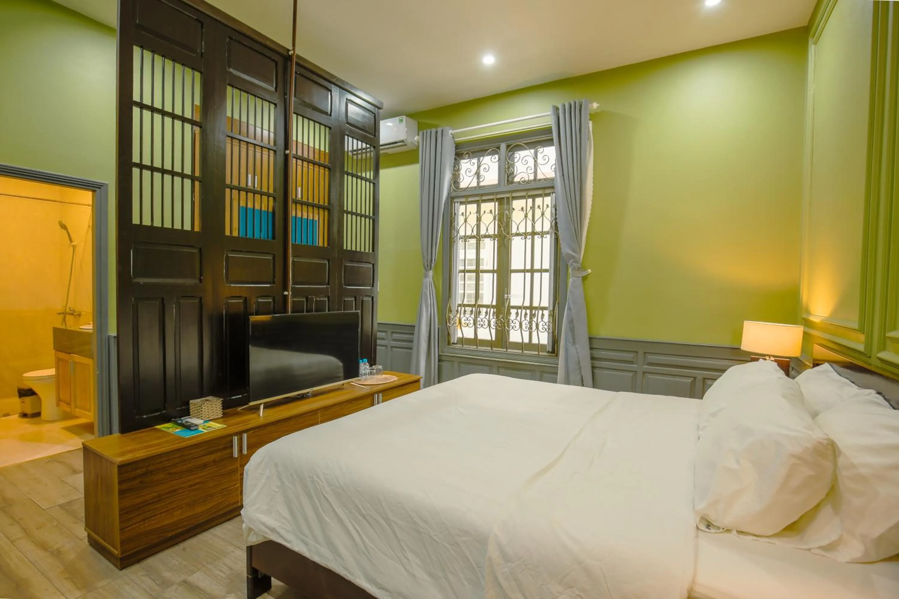 Bedroom, Bed in Thi Boutique Villa