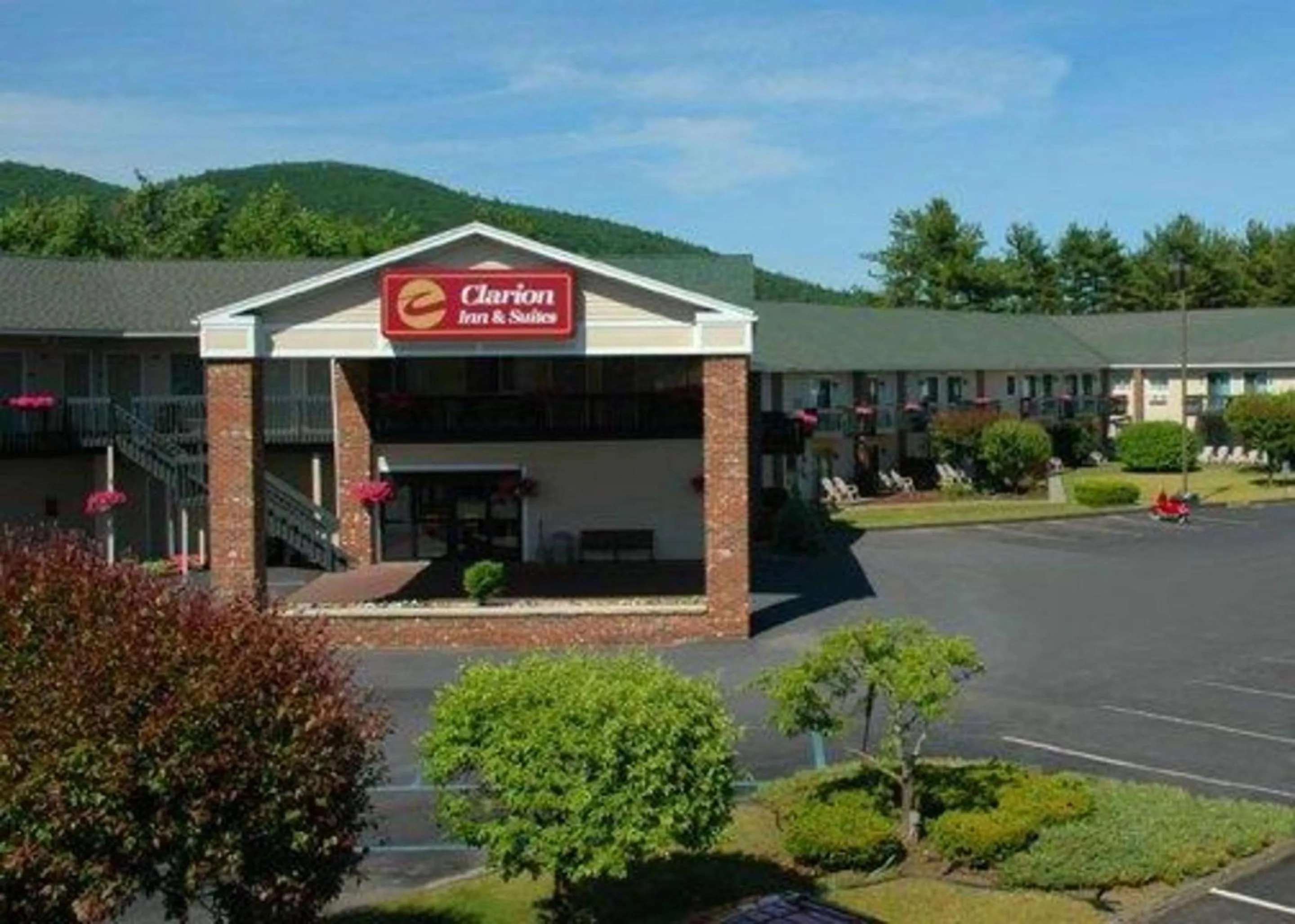 Property building in Clarion Inn & Suites at the Outlets of Lake George