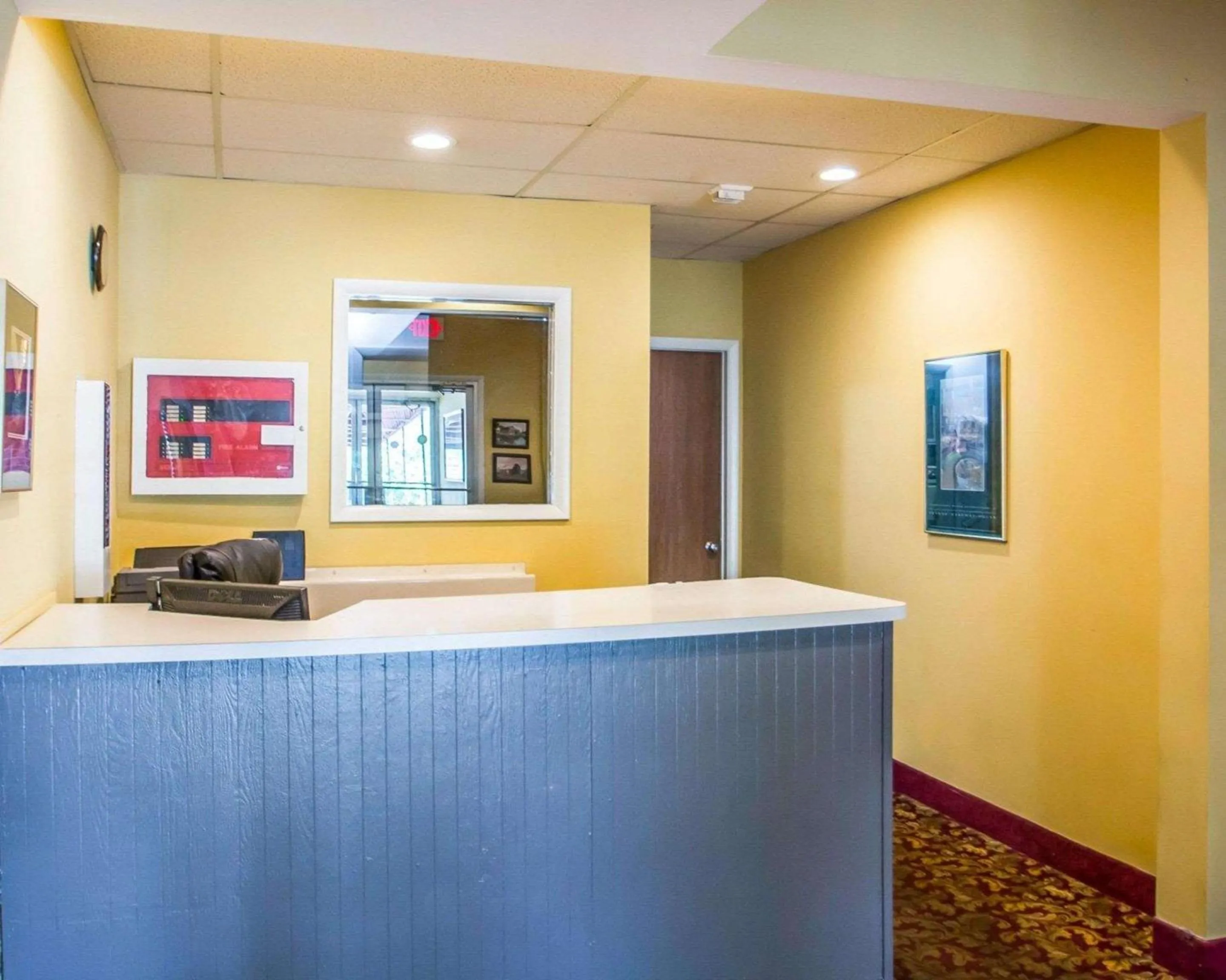 Lobby or reception in Rodeway Inn Lakeville - Finger Lakes Area