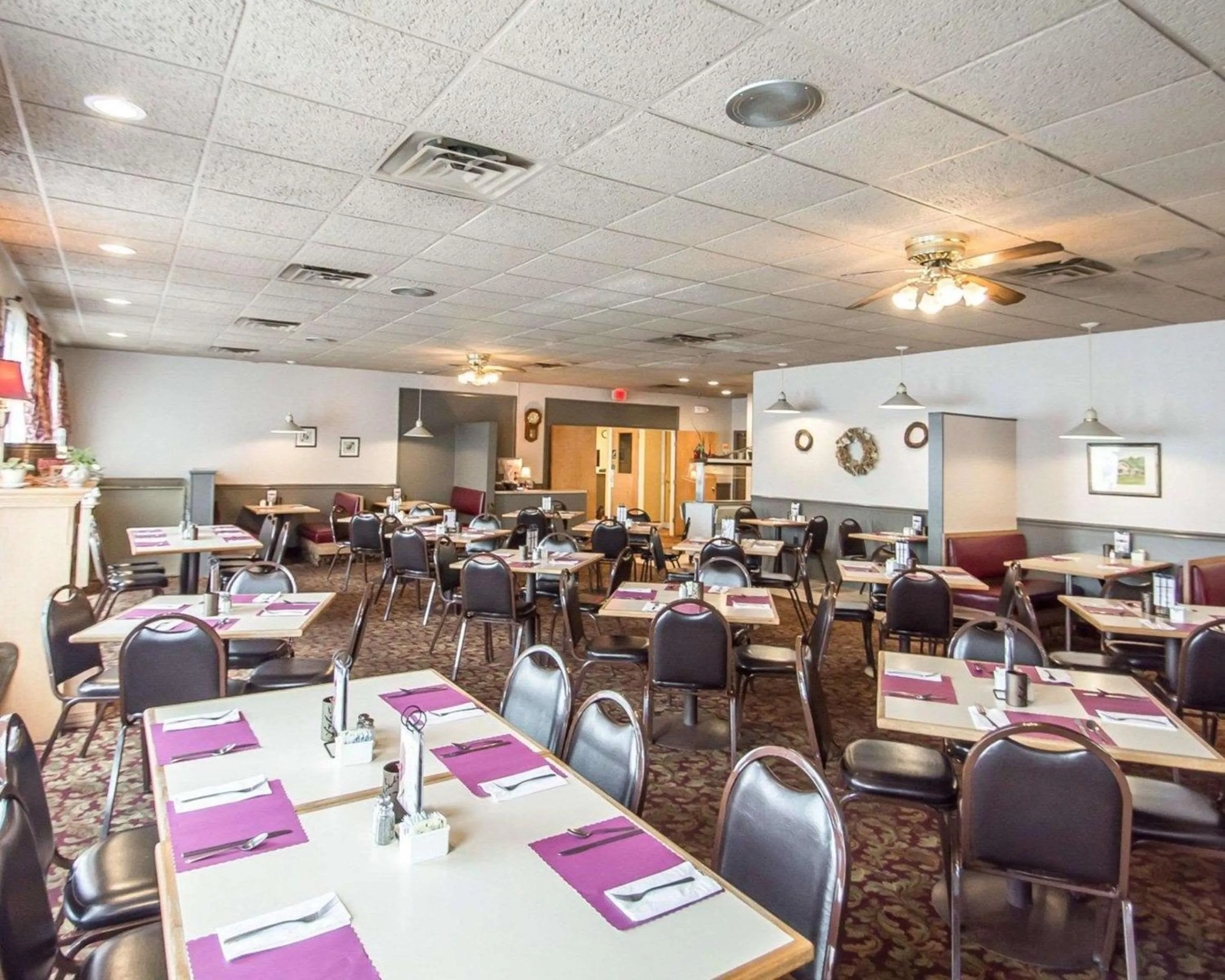 Restaurant/places to eat in Rodeway Inn Lakeville - Finger Lakes Area
