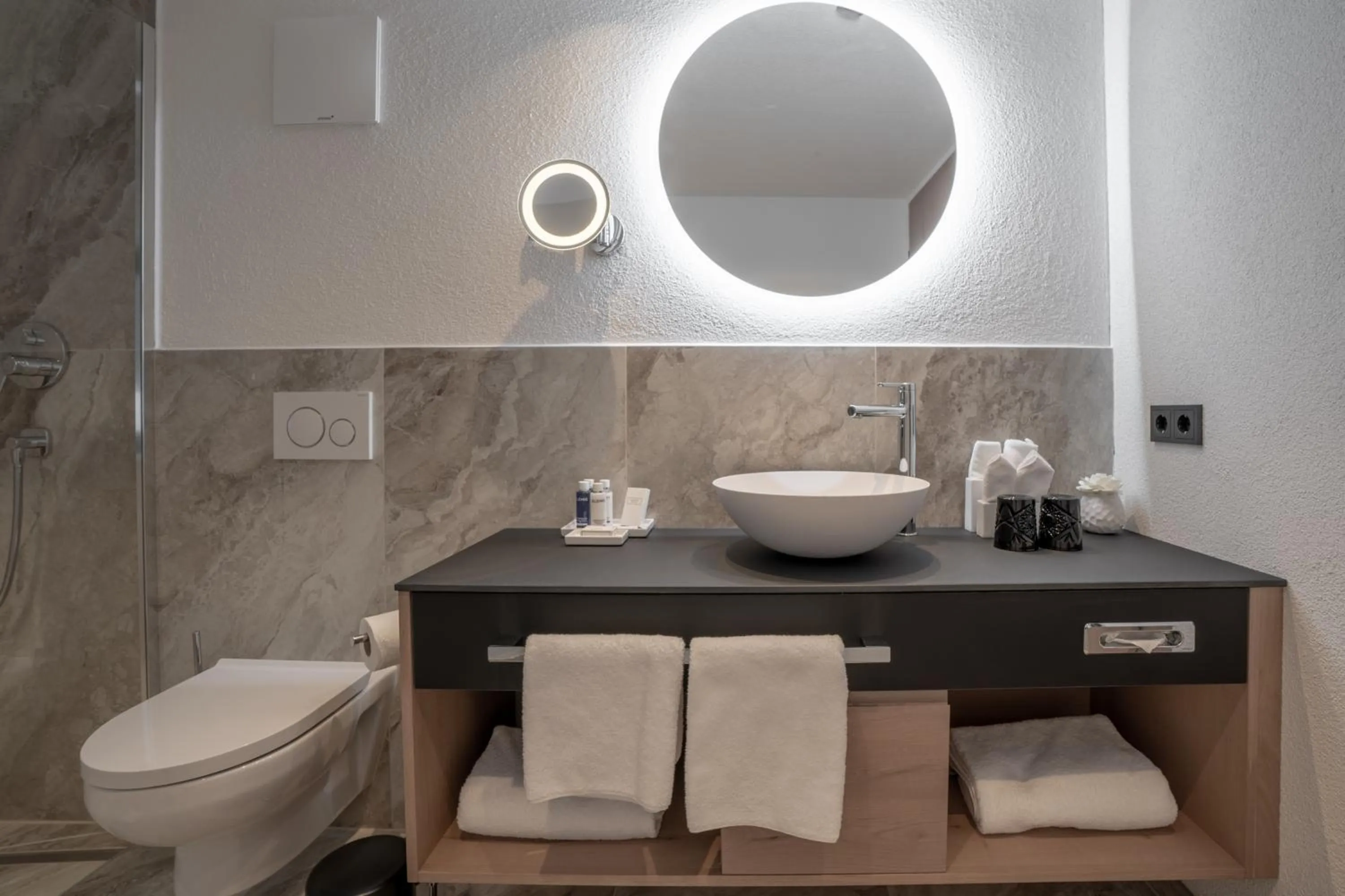 Bathroom in Hotel Madlein