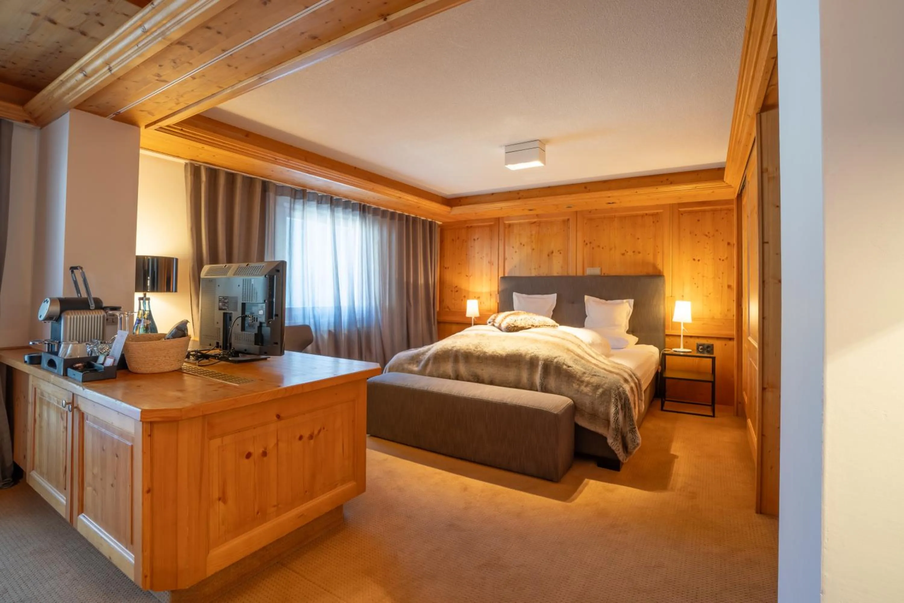 Bedroom, Bed in Hotel Madlein