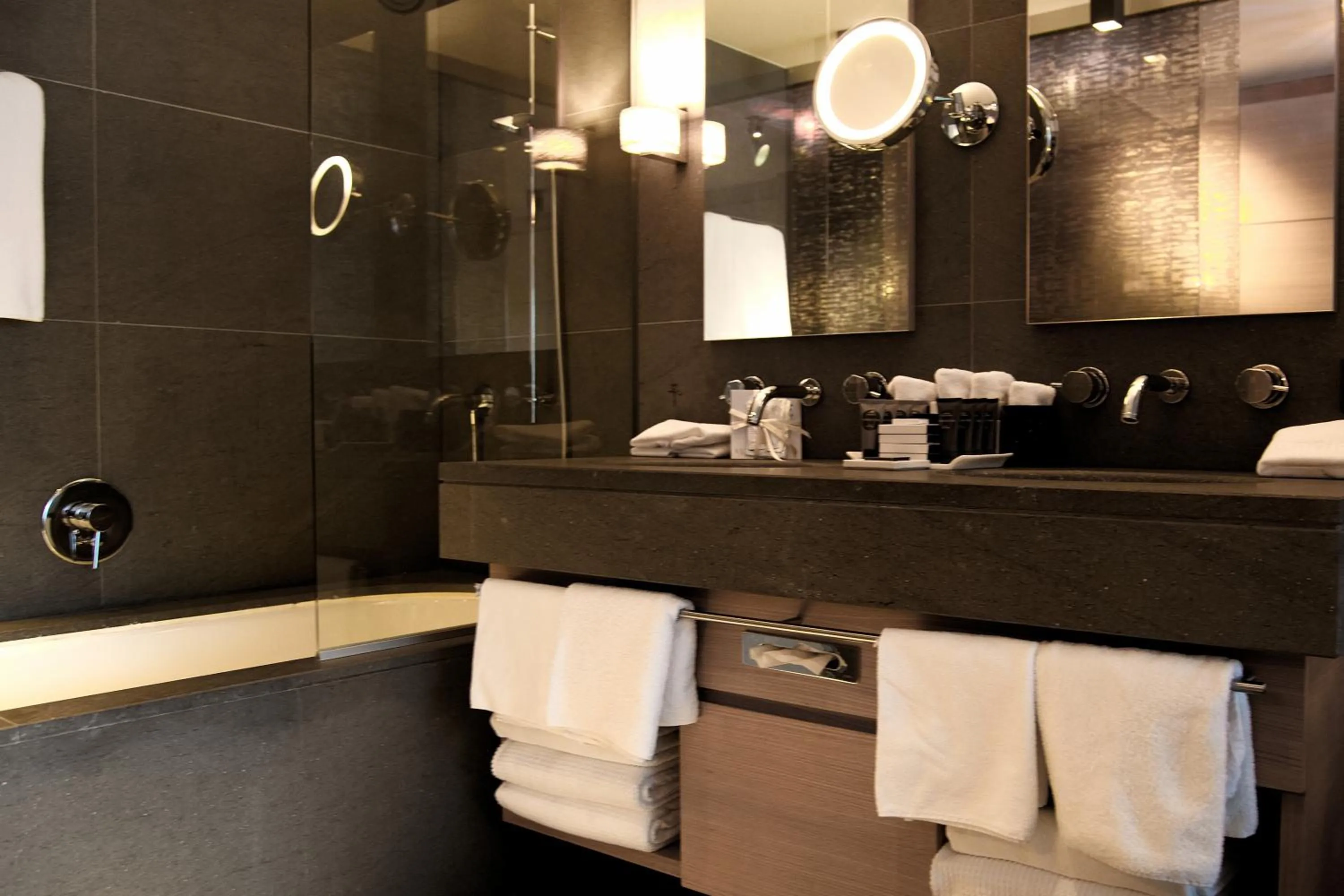 Bathroom in Hotel Madlein