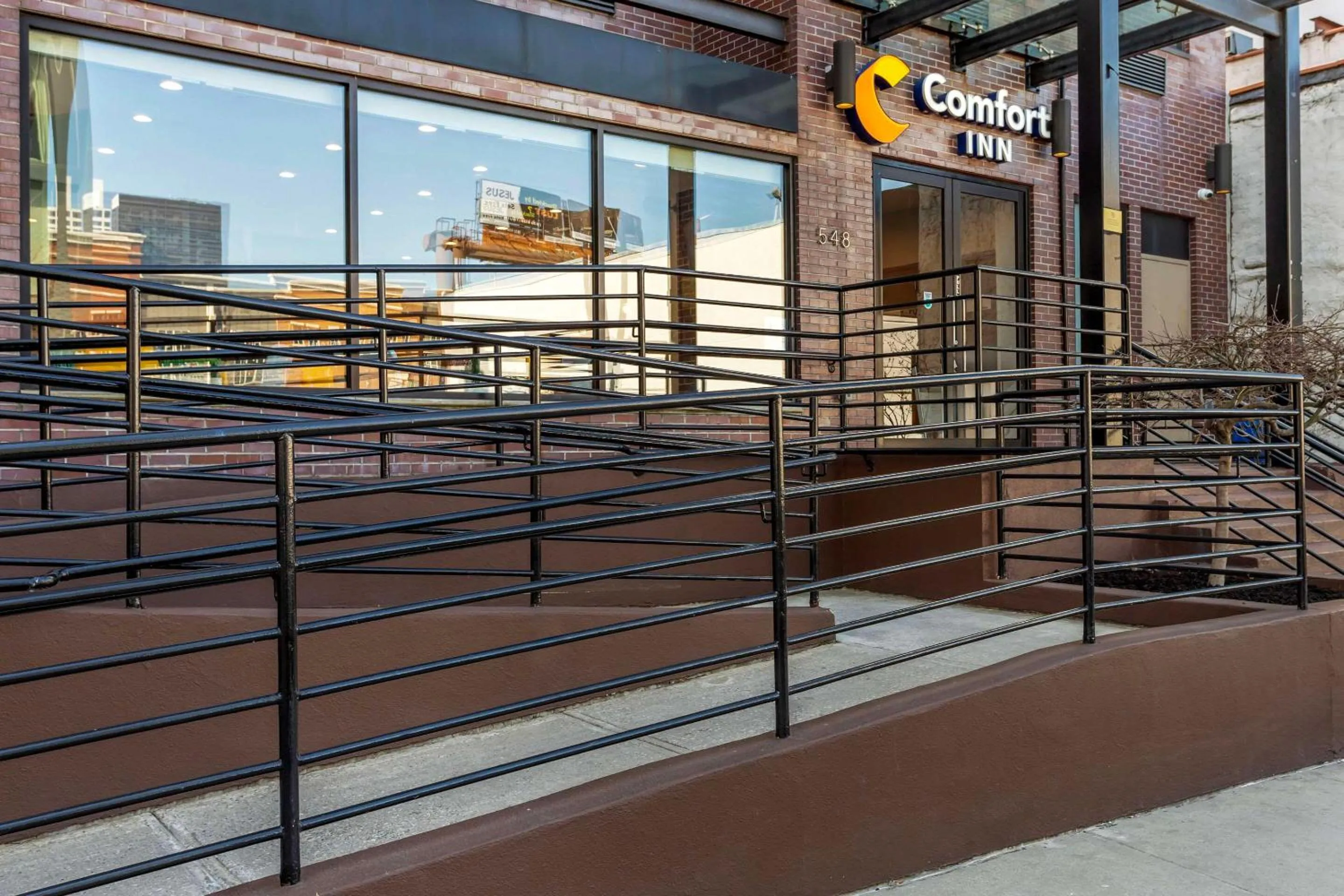 Property building in Comfort Inn Manhattan - Midtown West