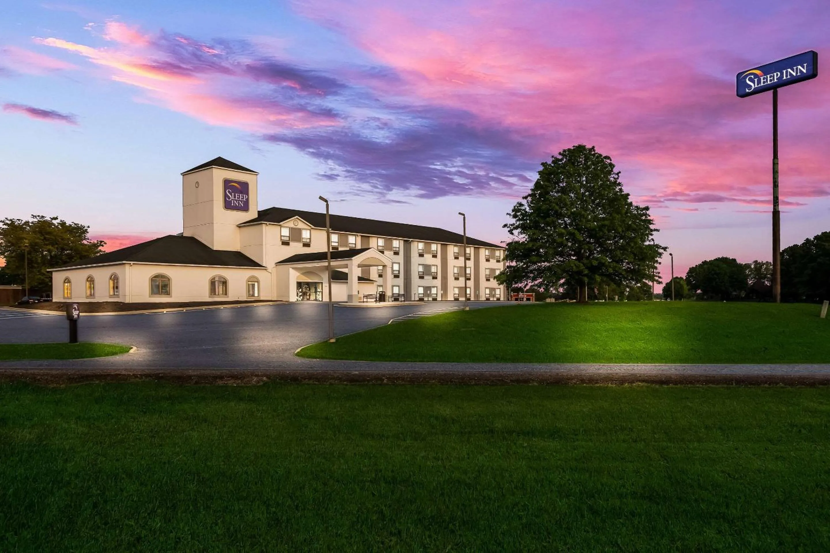 Property building in Sleep Inn