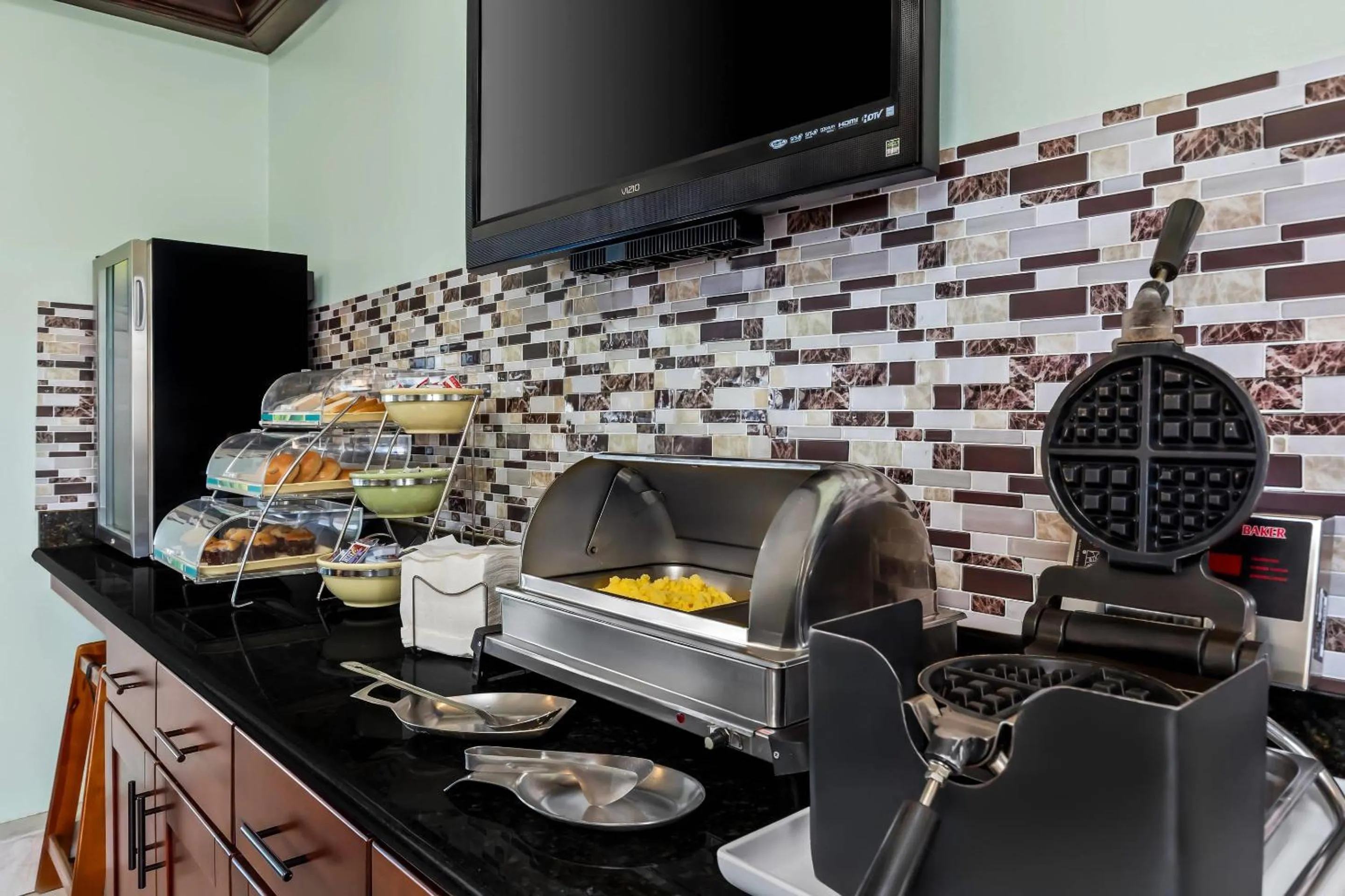 Breakfast in Quality Inn & Suites Seville