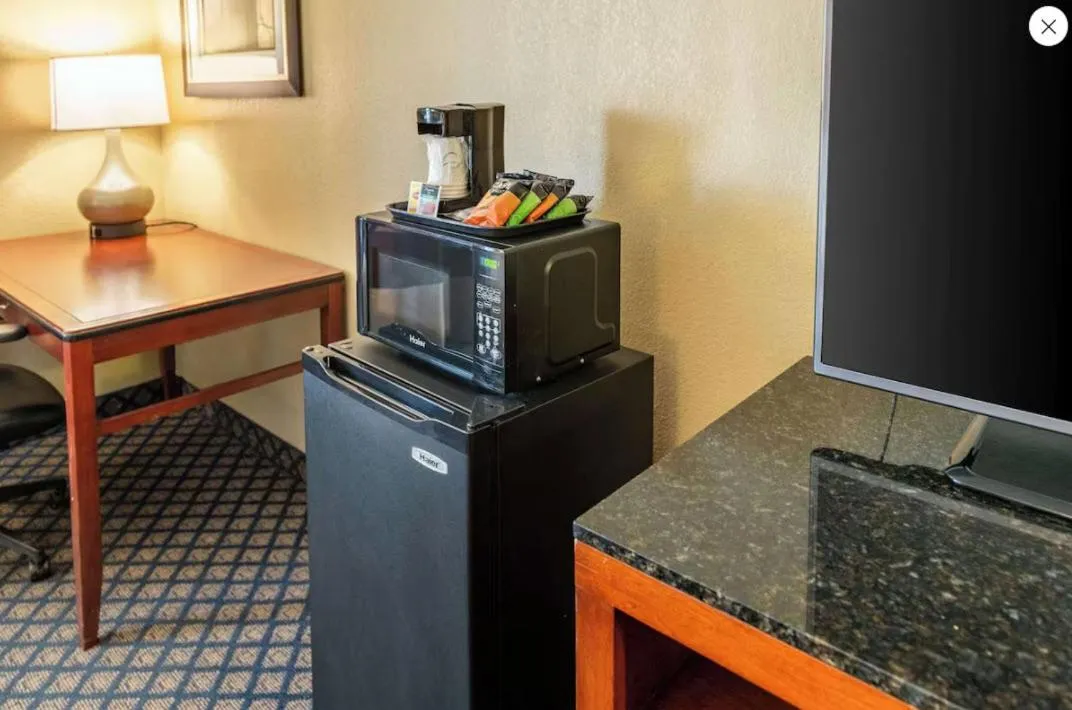 Coffee/tea facilities in Quality Inn & Suites Seville