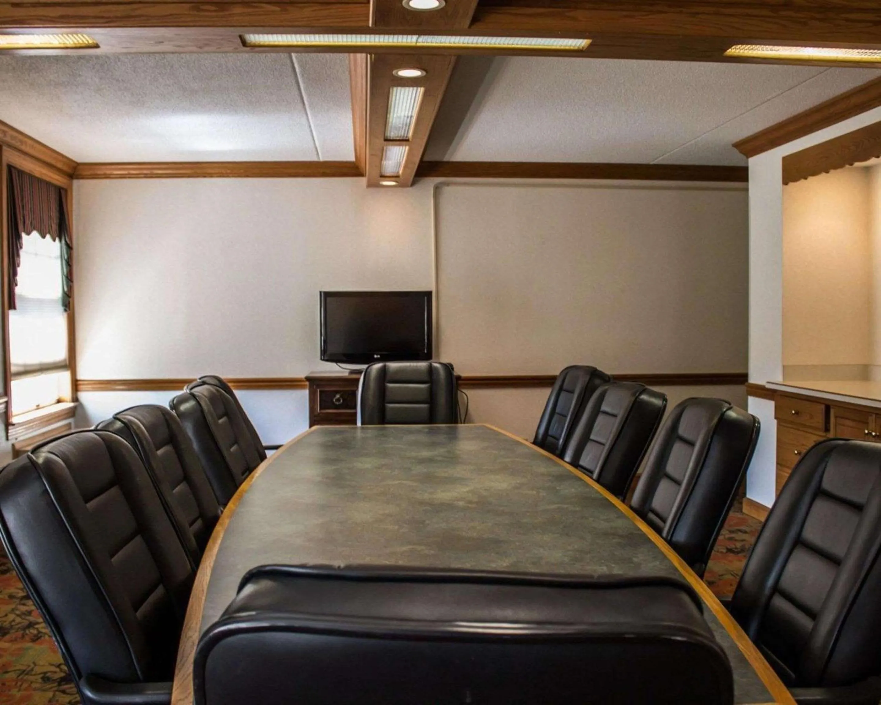 Meeting/conference room in Quality Inn & Suites Mansfield