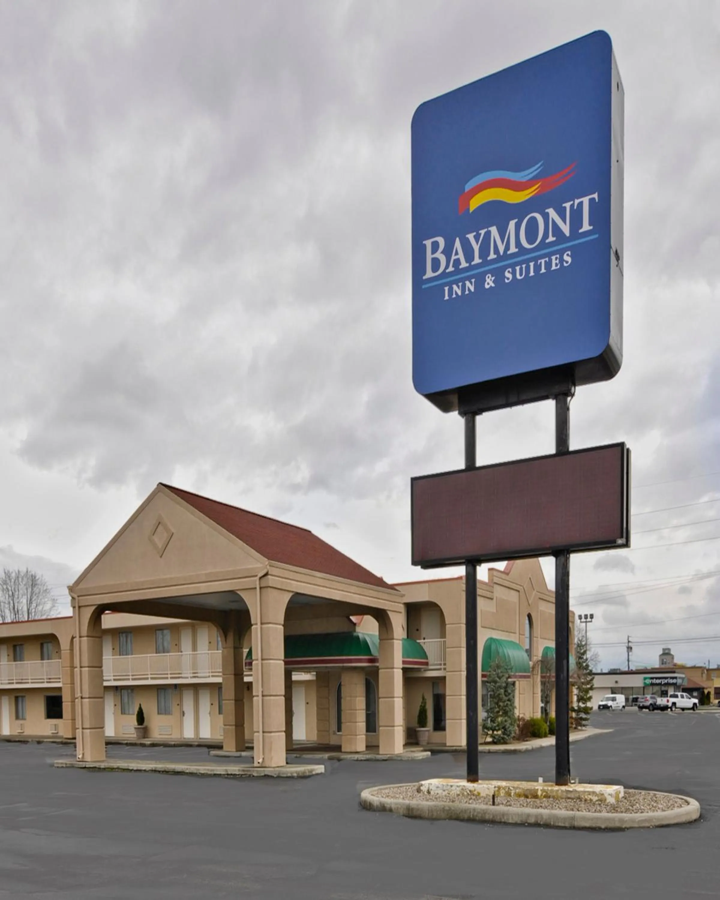 Facade/entrance in Baymont by Wyndham Sandusky