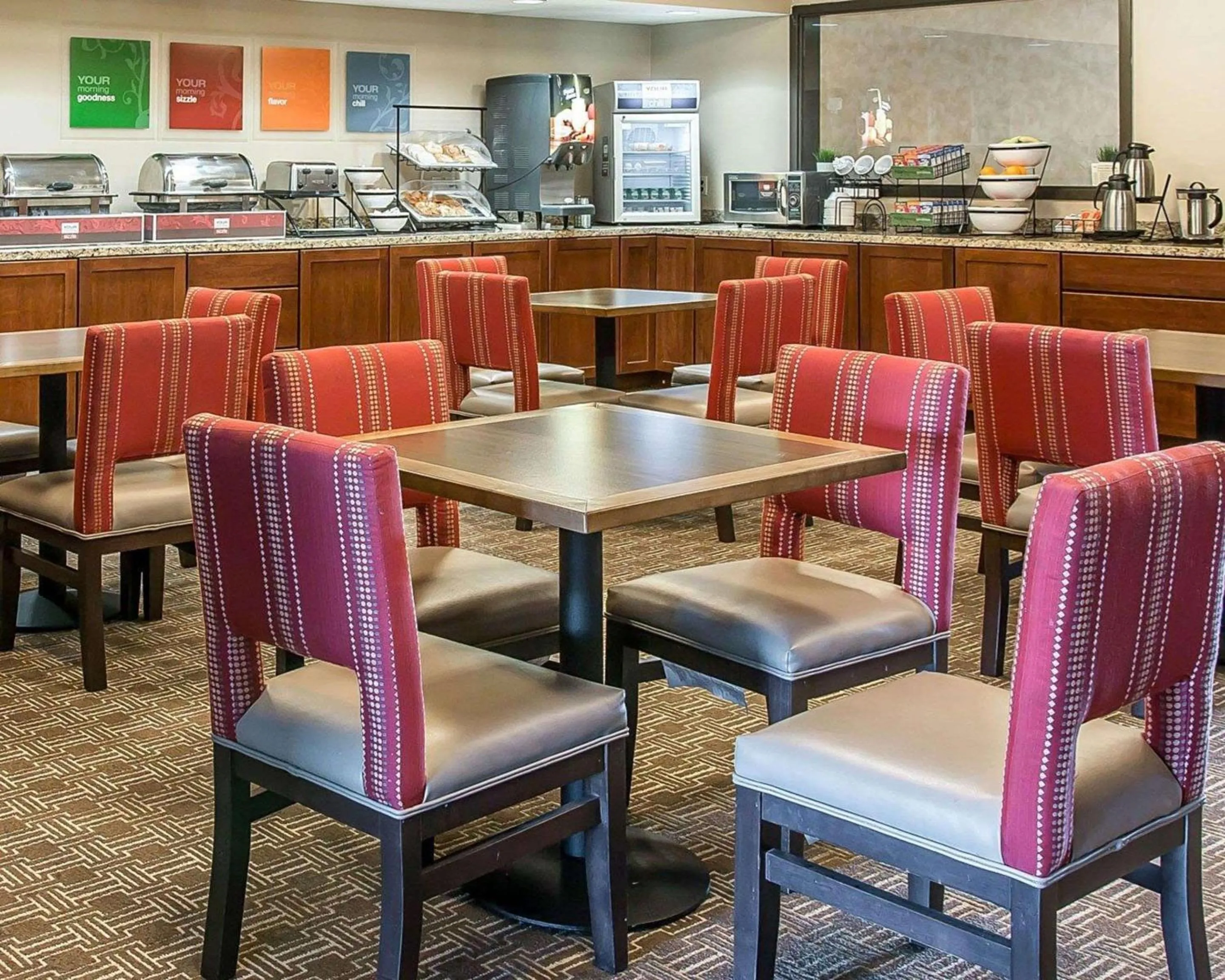 Restaurant/Places to Eat in Comfort Inn Bluffton